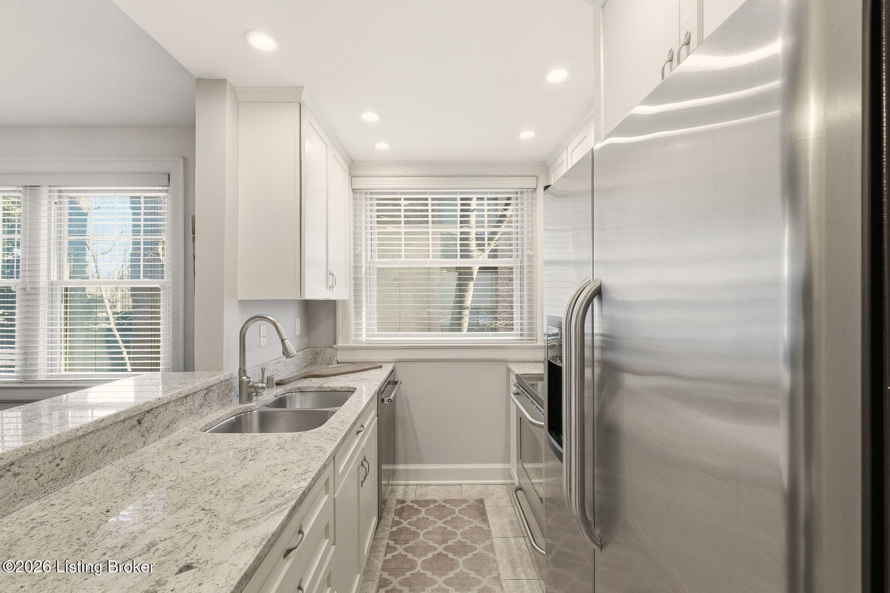 1601 Spring Dr 8