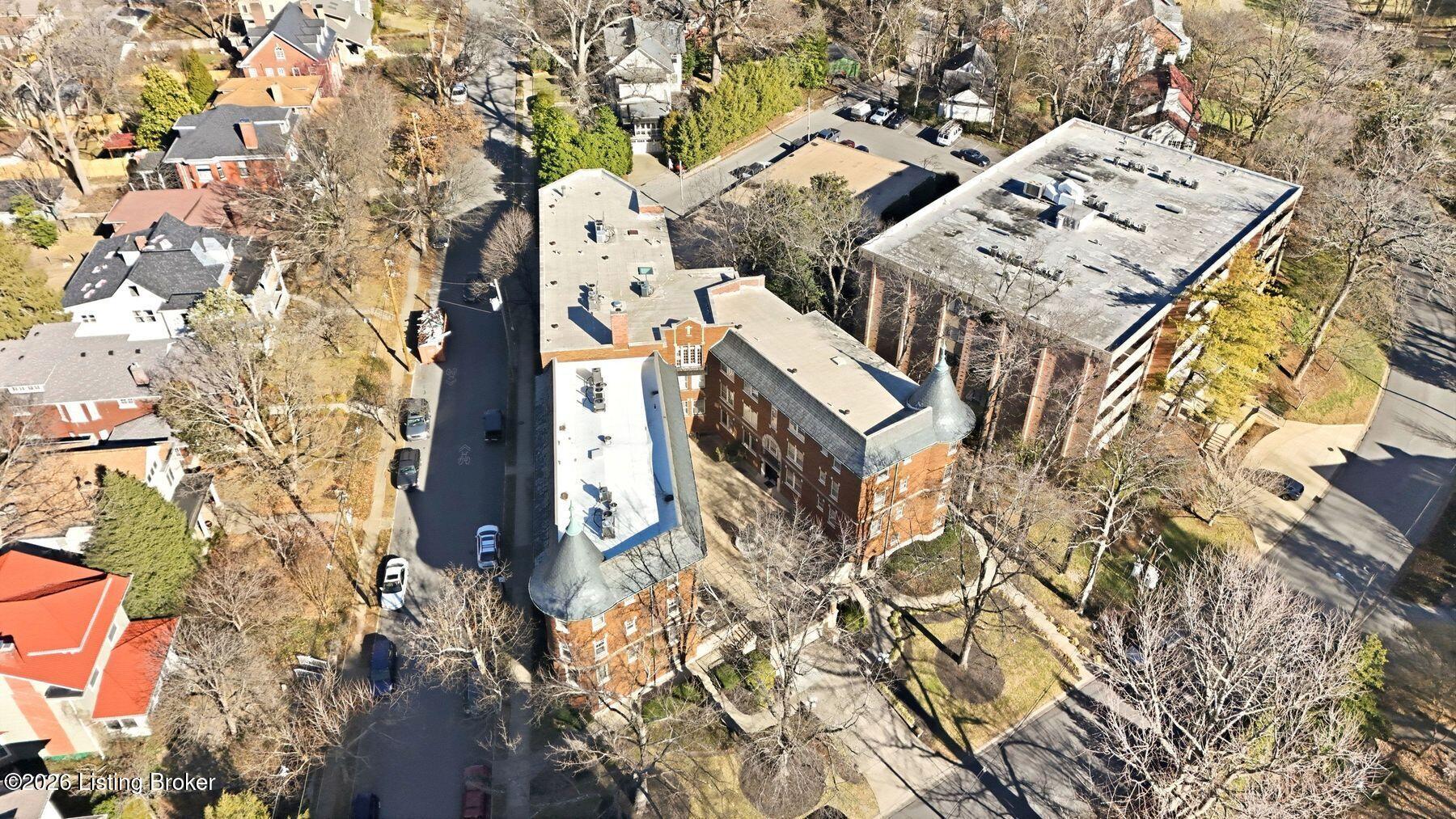 1601 Spring Dr 8