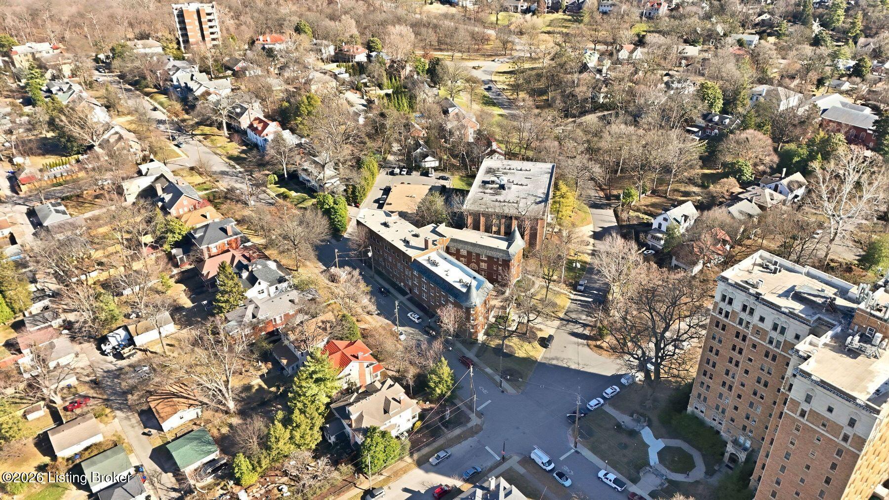 1601 Spring Dr 8