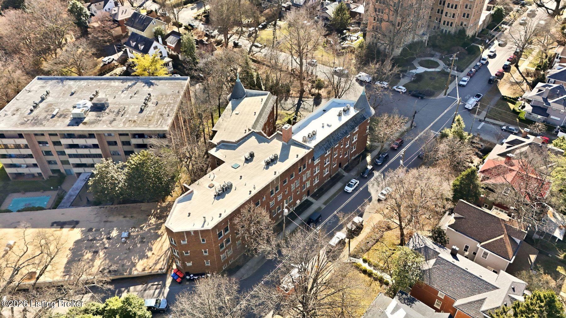 1601 Spring Dr 8