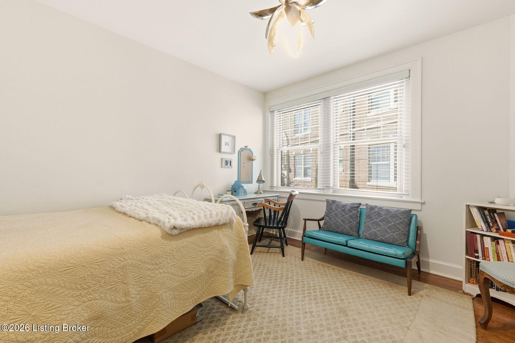 1601 Spring Dr 8