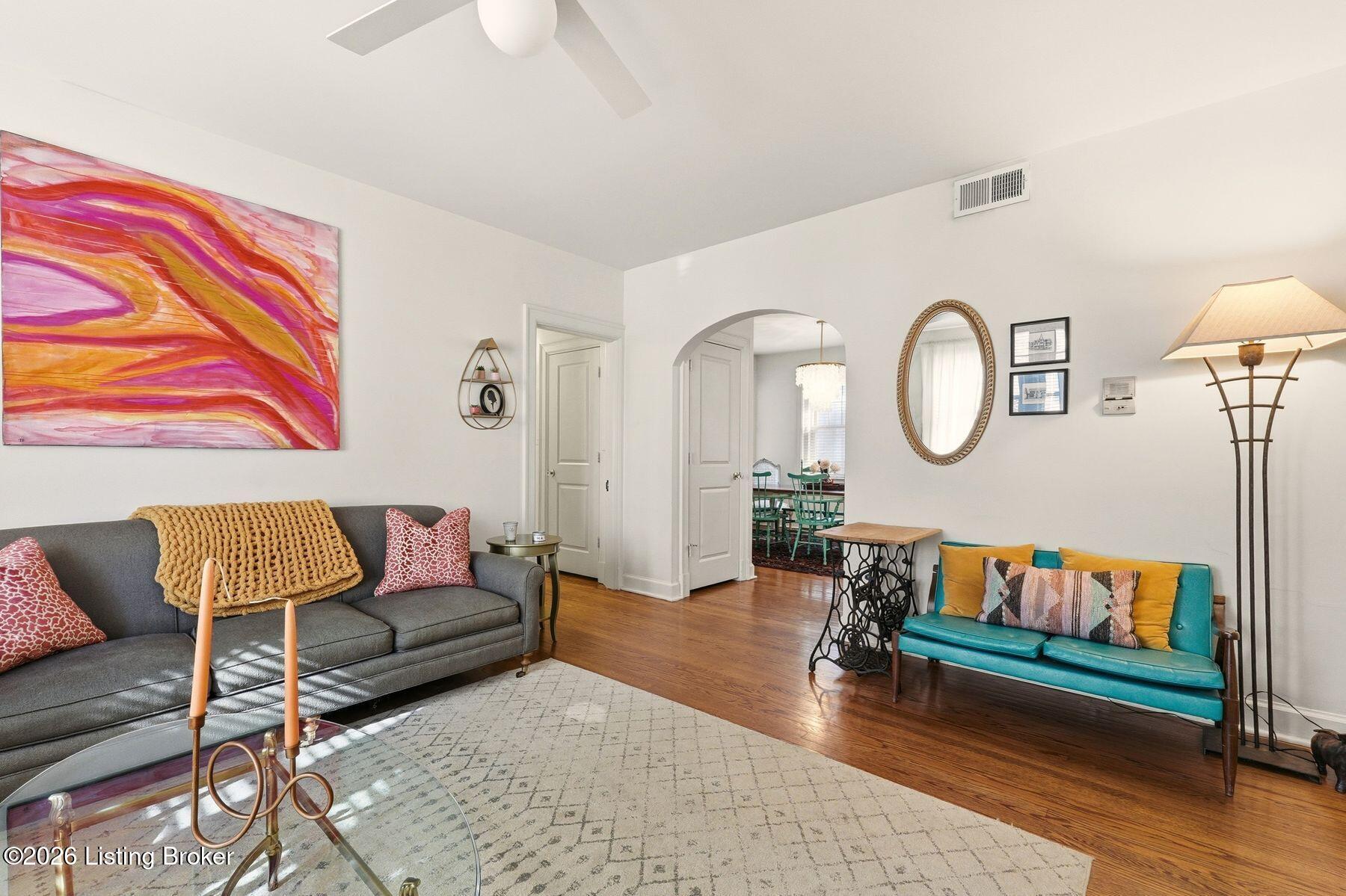 1601 Spring Dr 8