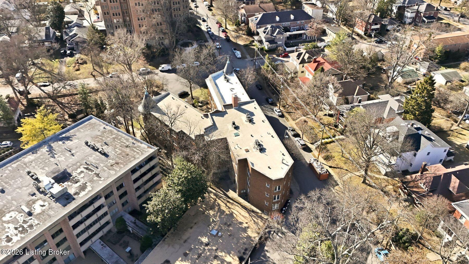 1601 Spring Dr 8