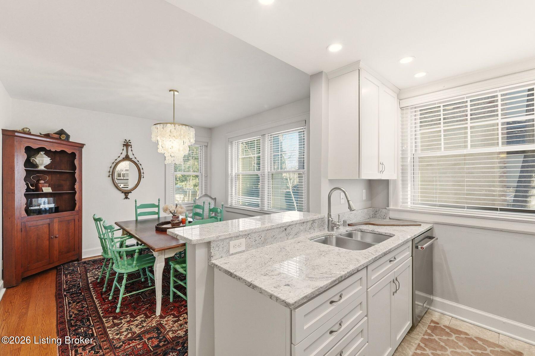 1601 Spring Dr 8
