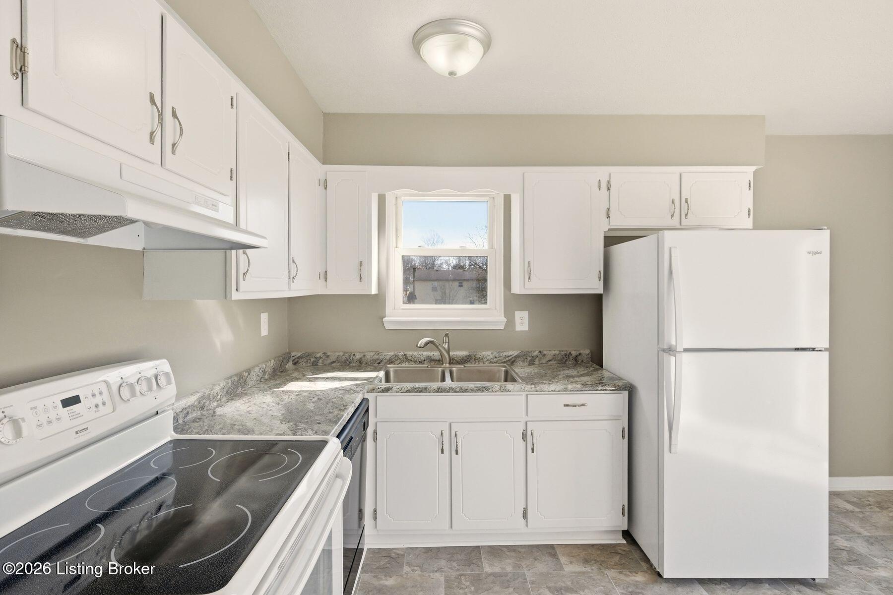 9409 Sissone Dr