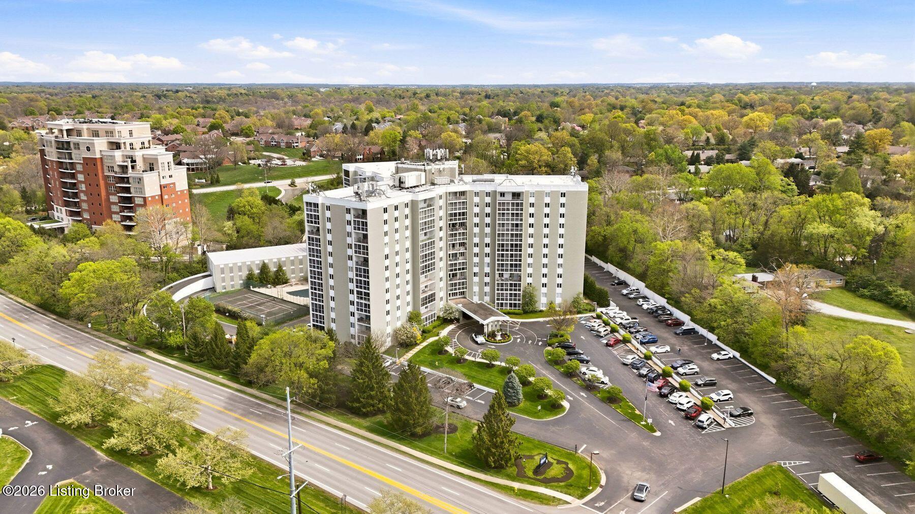 5100 US Hwy 42 733