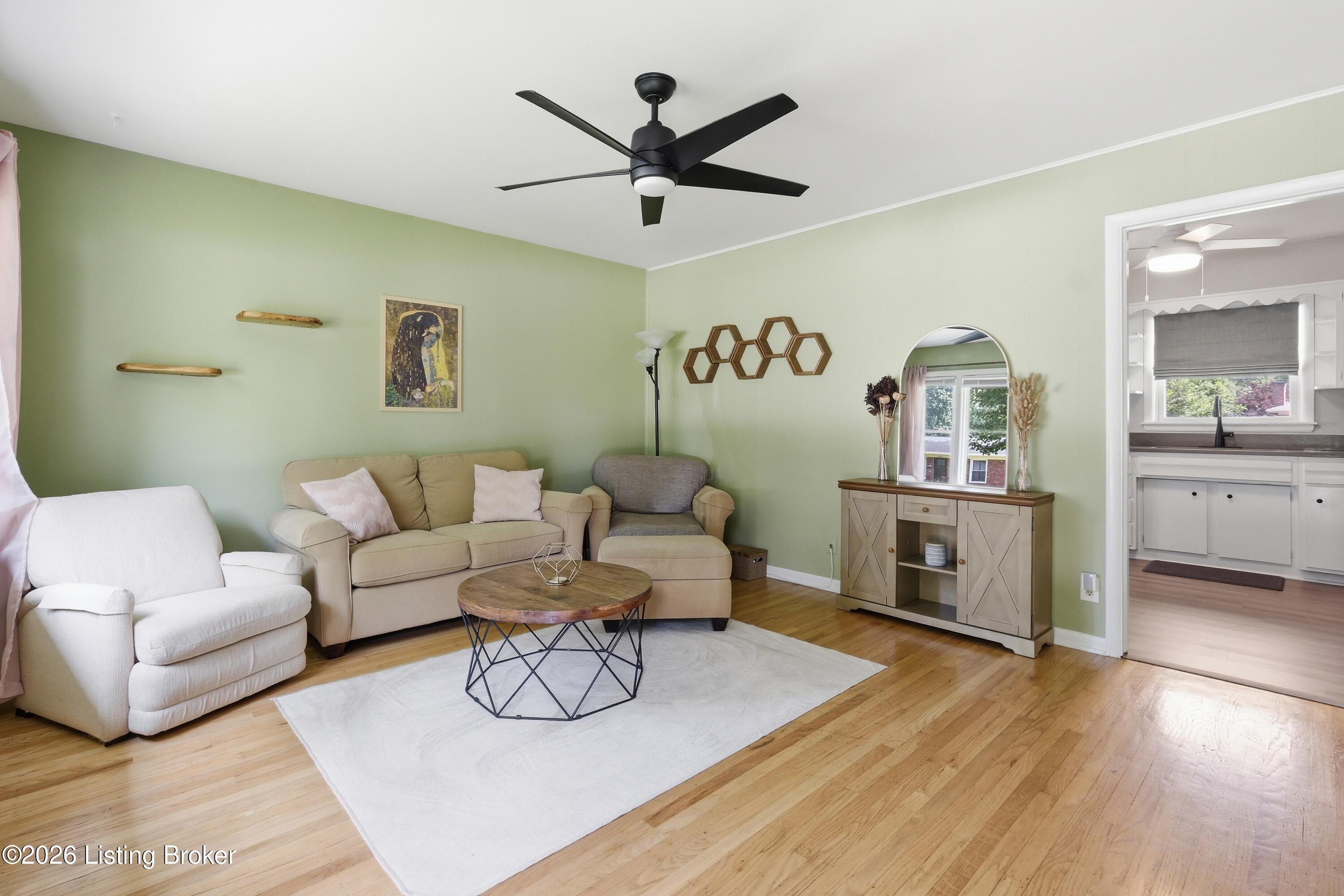 7902 Osborne Dr