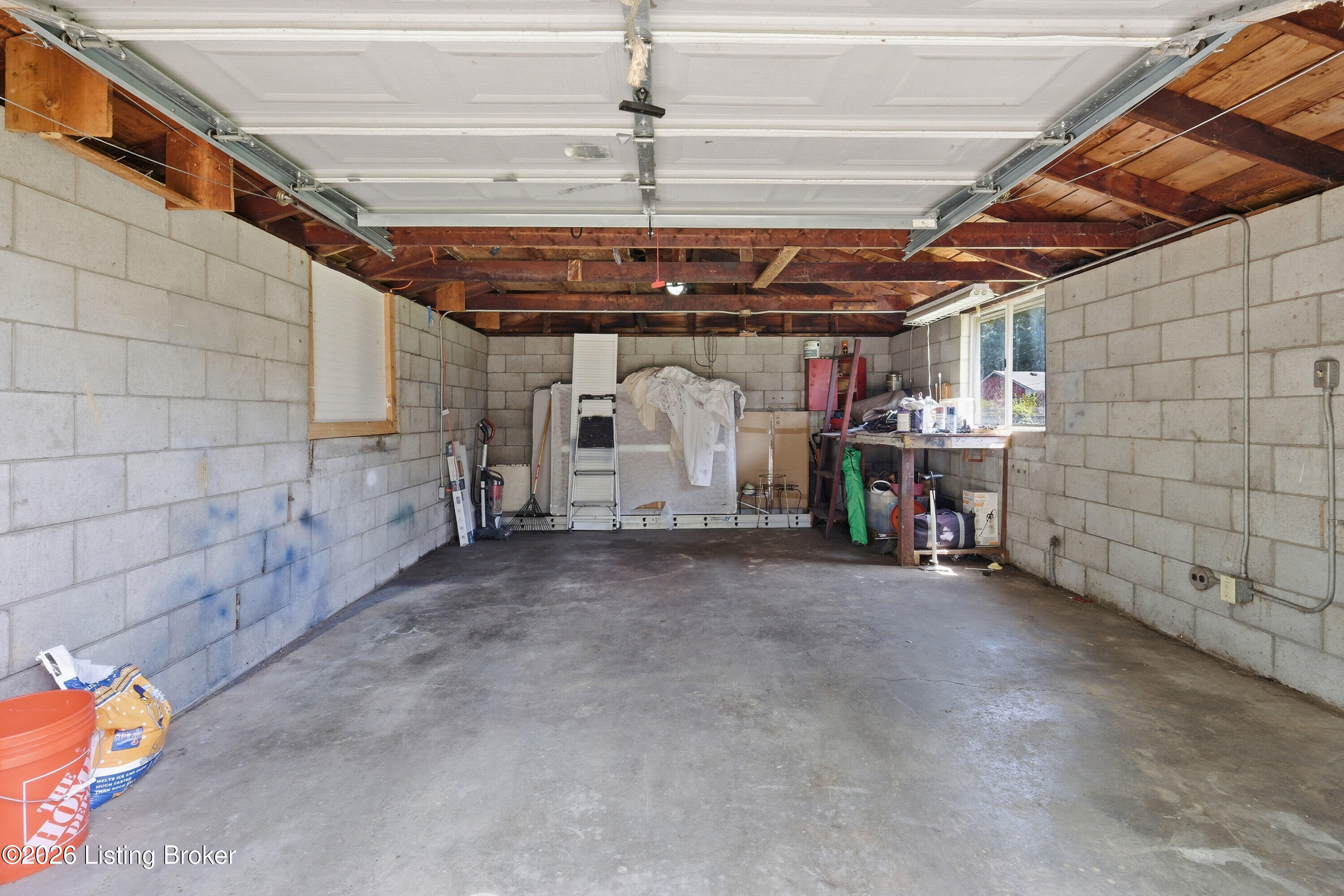 7902 Osborne Dr