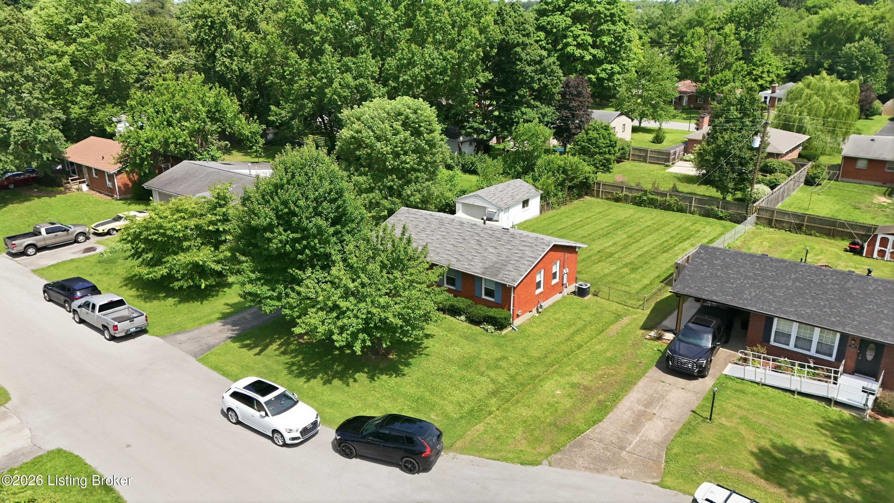 7902 Osborne Dr