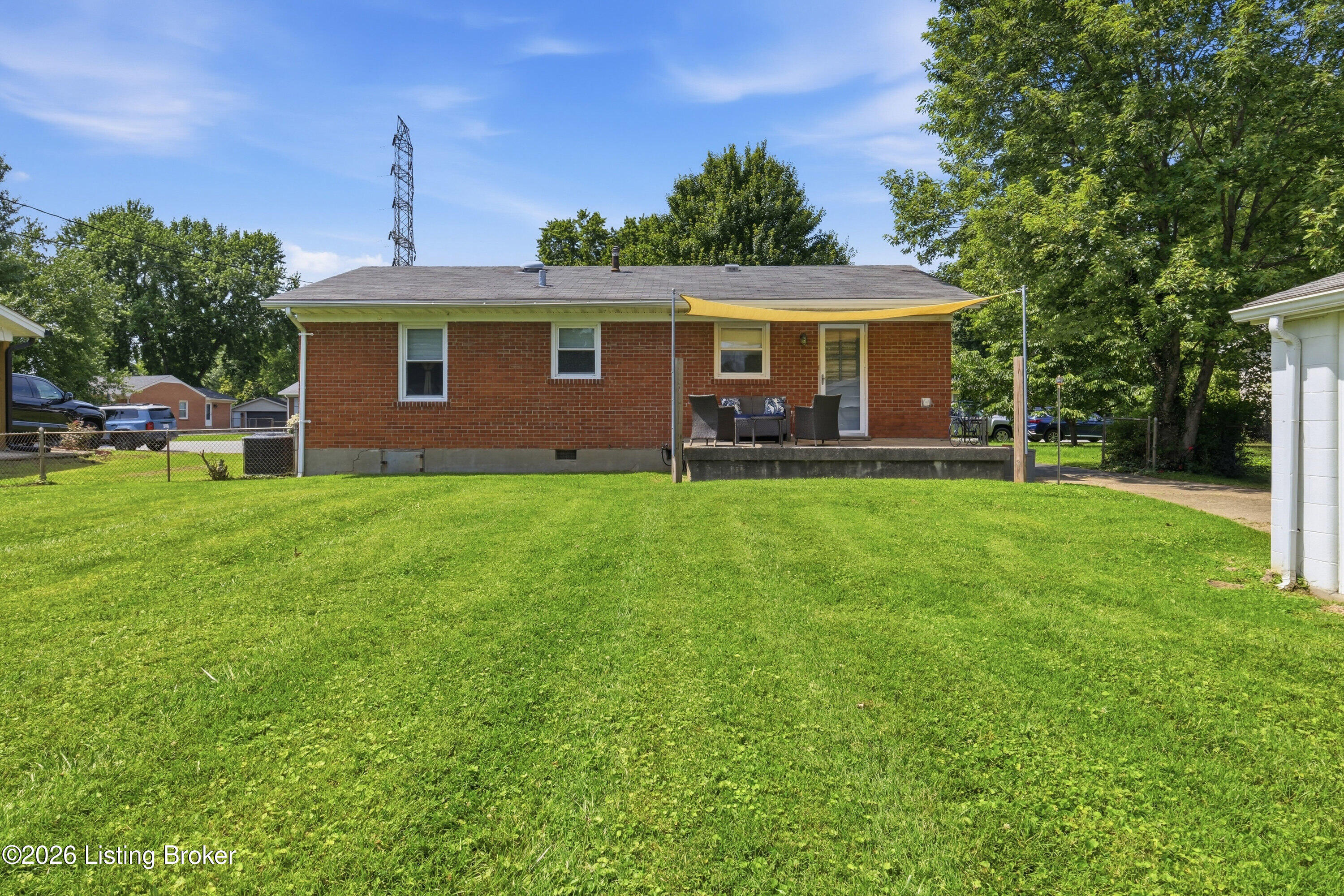 7902 Osborne Dr