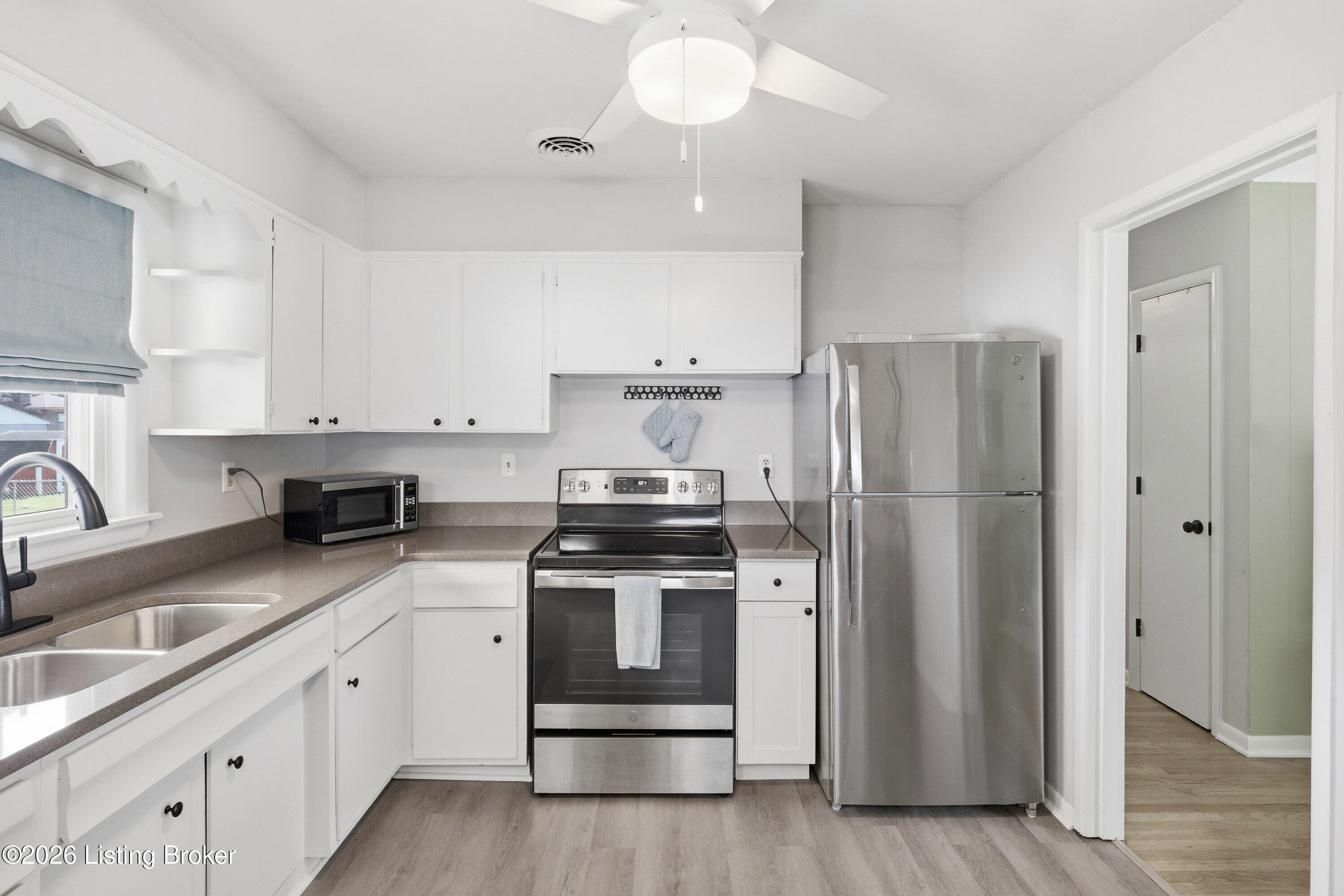7902 Osborne Dr