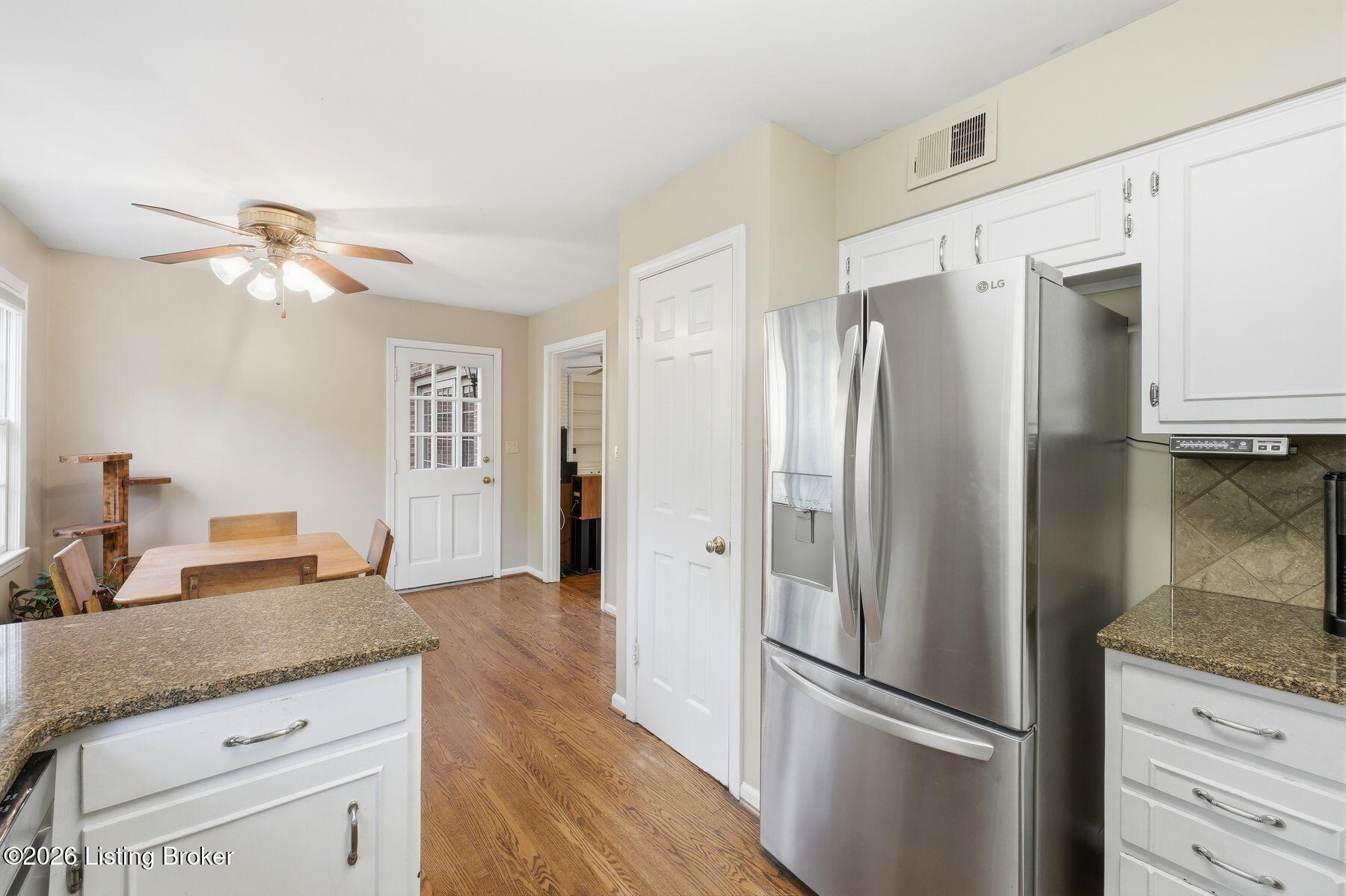 2324 Thornhill Rd