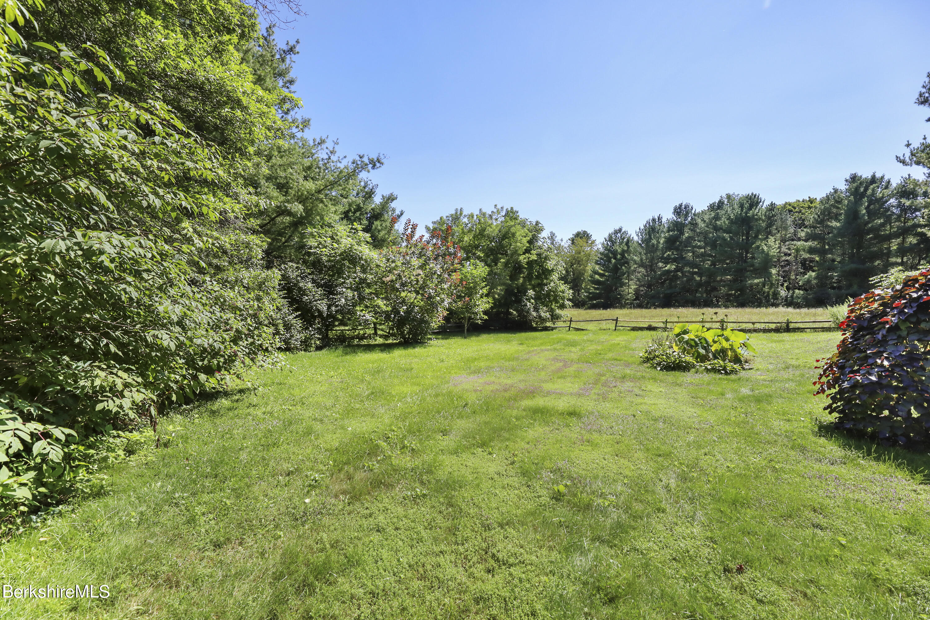 295 Holmes Rd