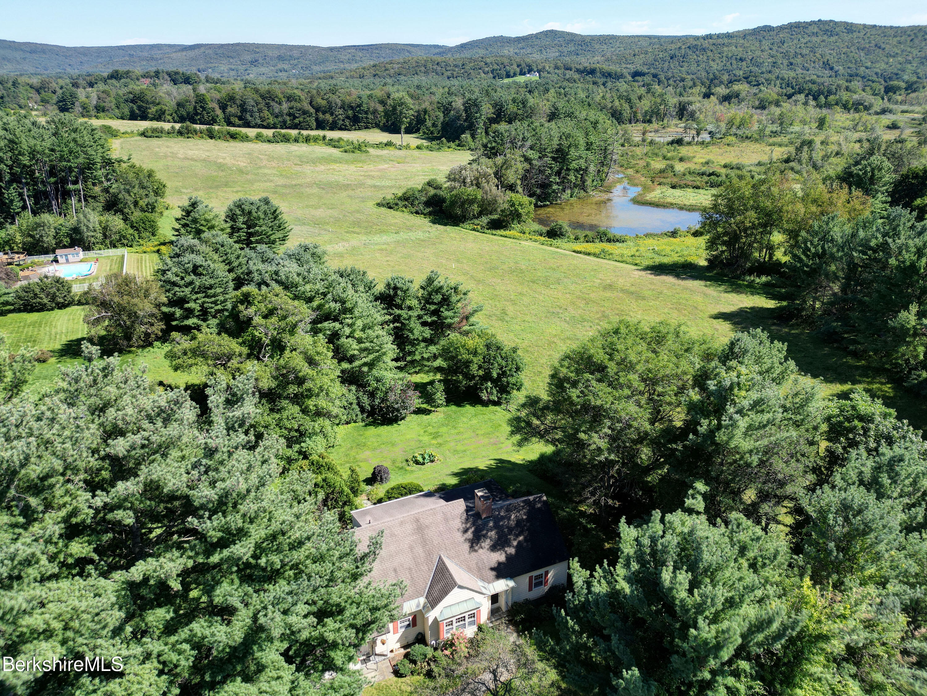 295 Holmes Rd