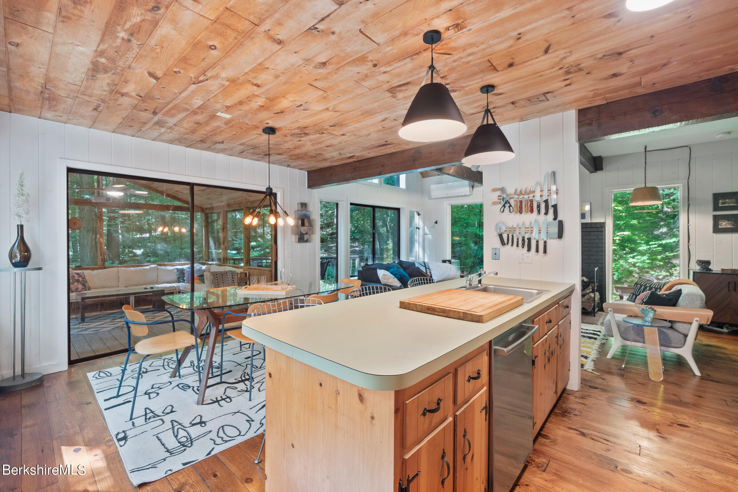 311 Tamarack Trail