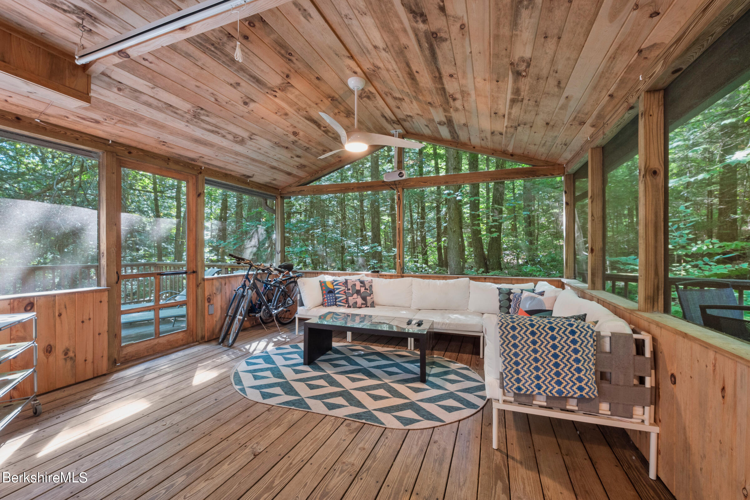 311 Tamarack Trail