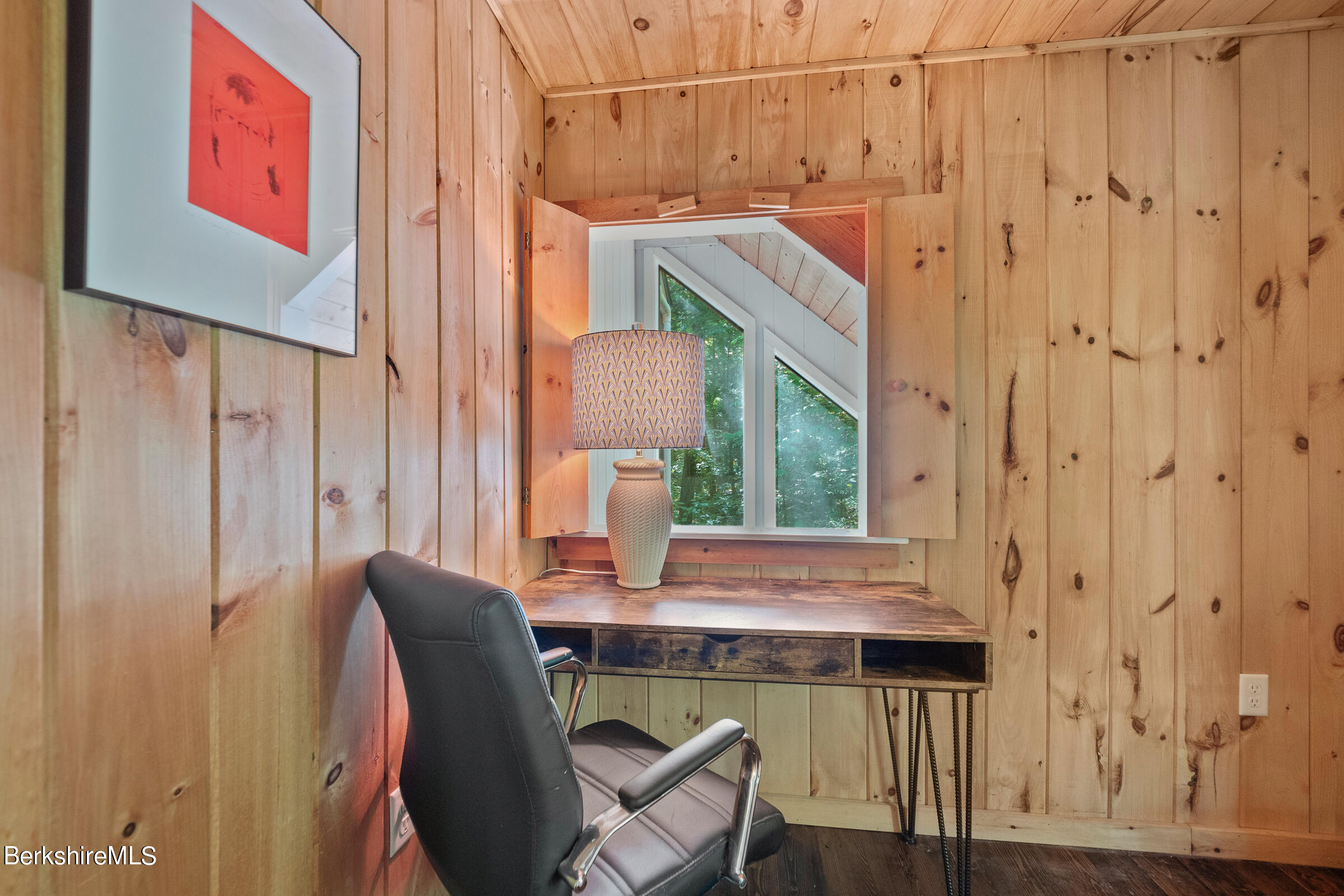 311 Tamarack Trail