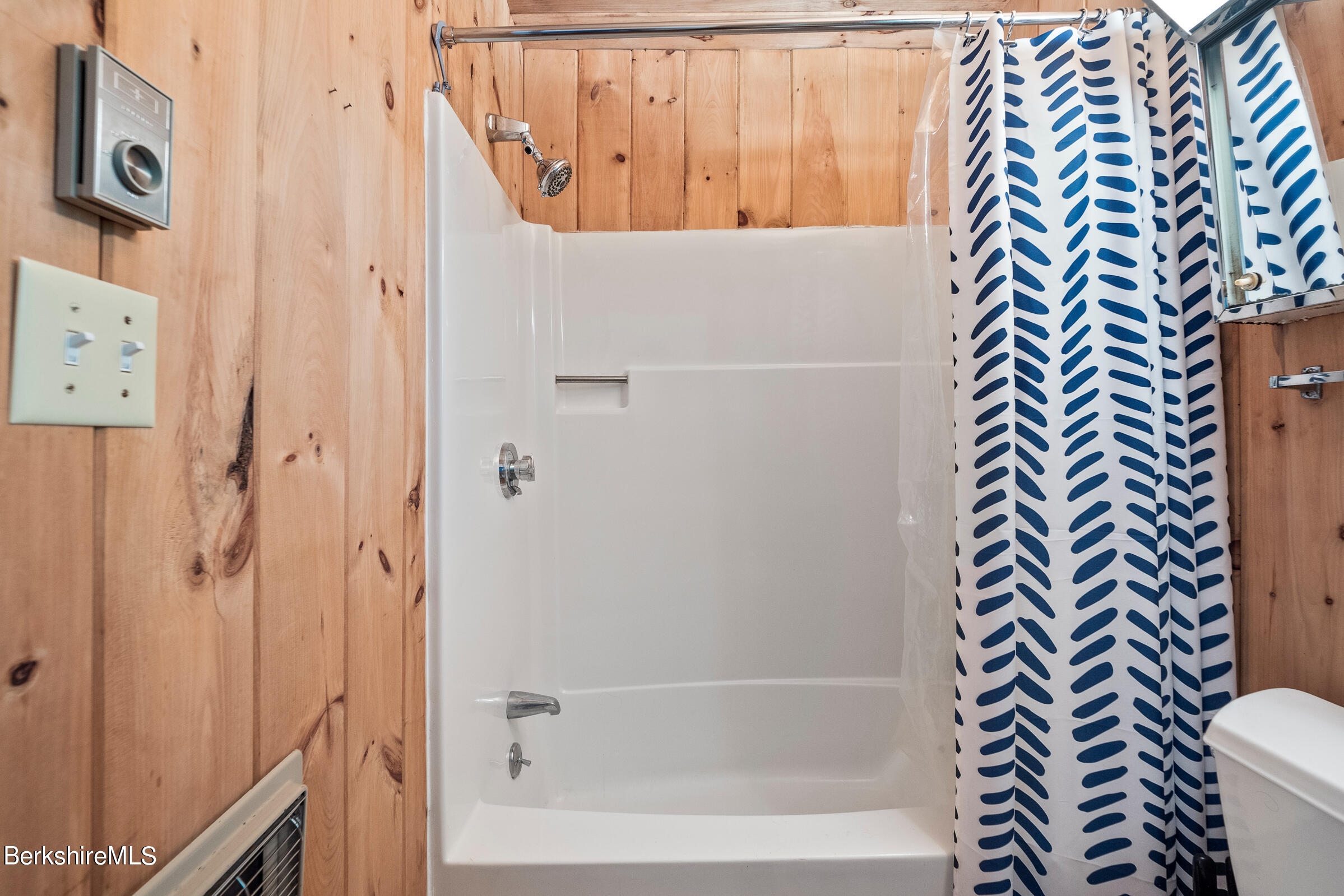 311 Tamarack Trail