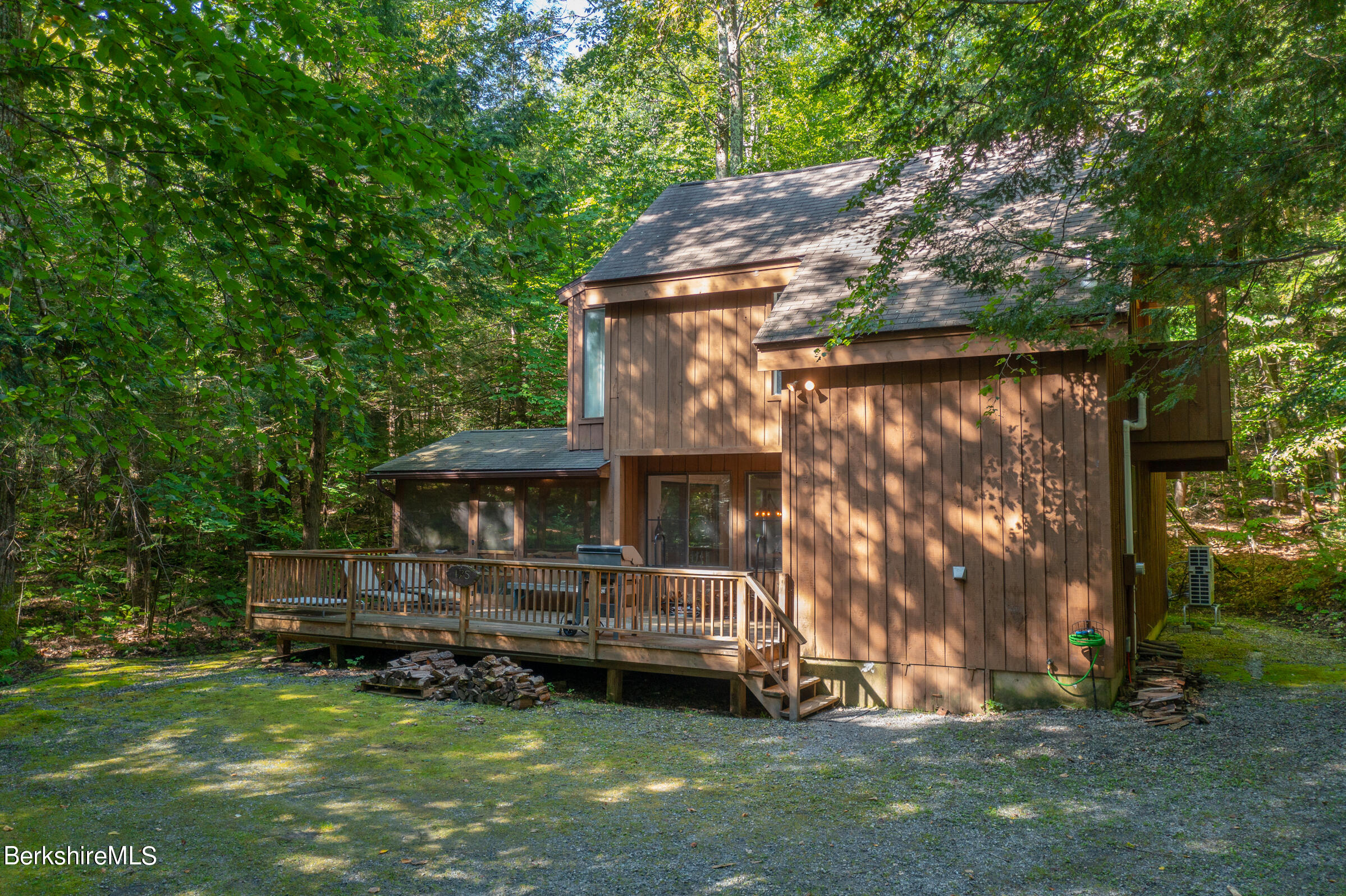 311 Tamarack Trail