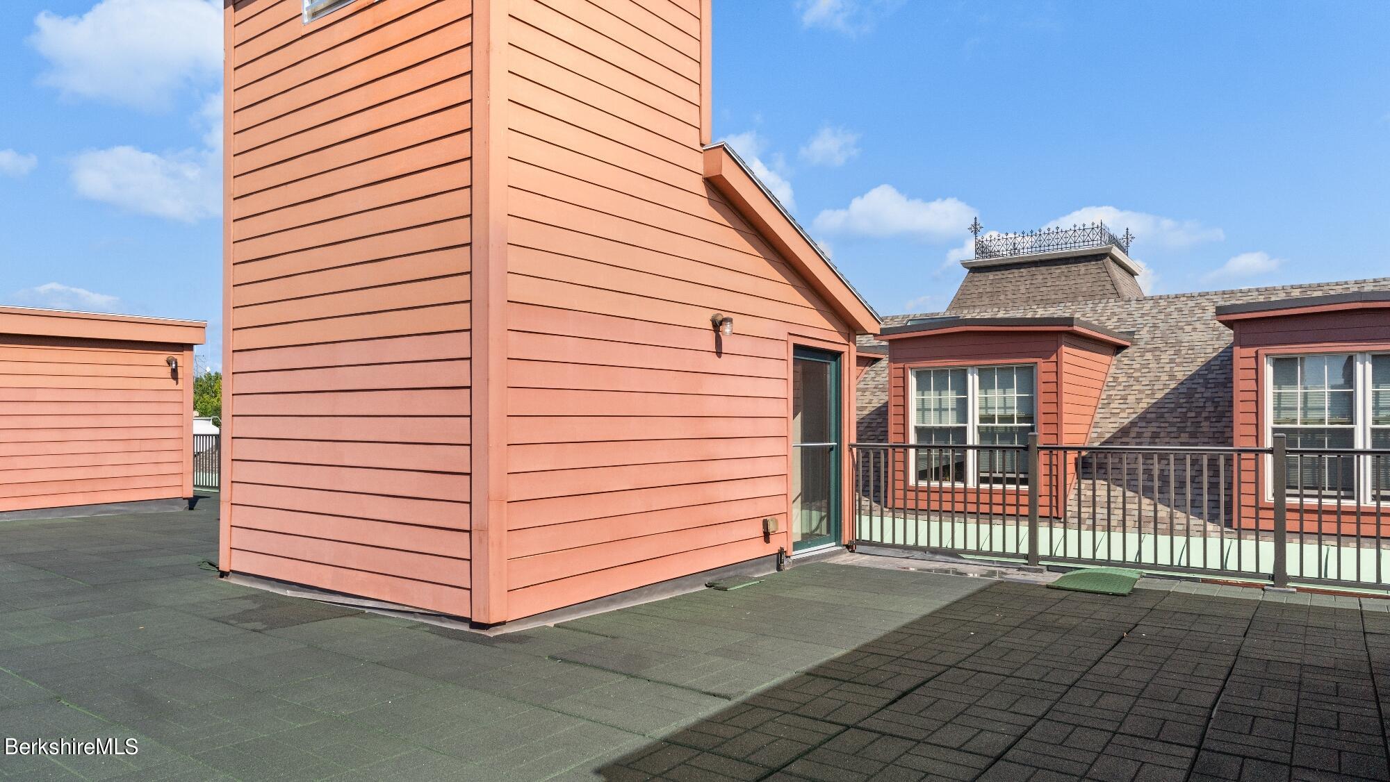 71 South Church St, S301