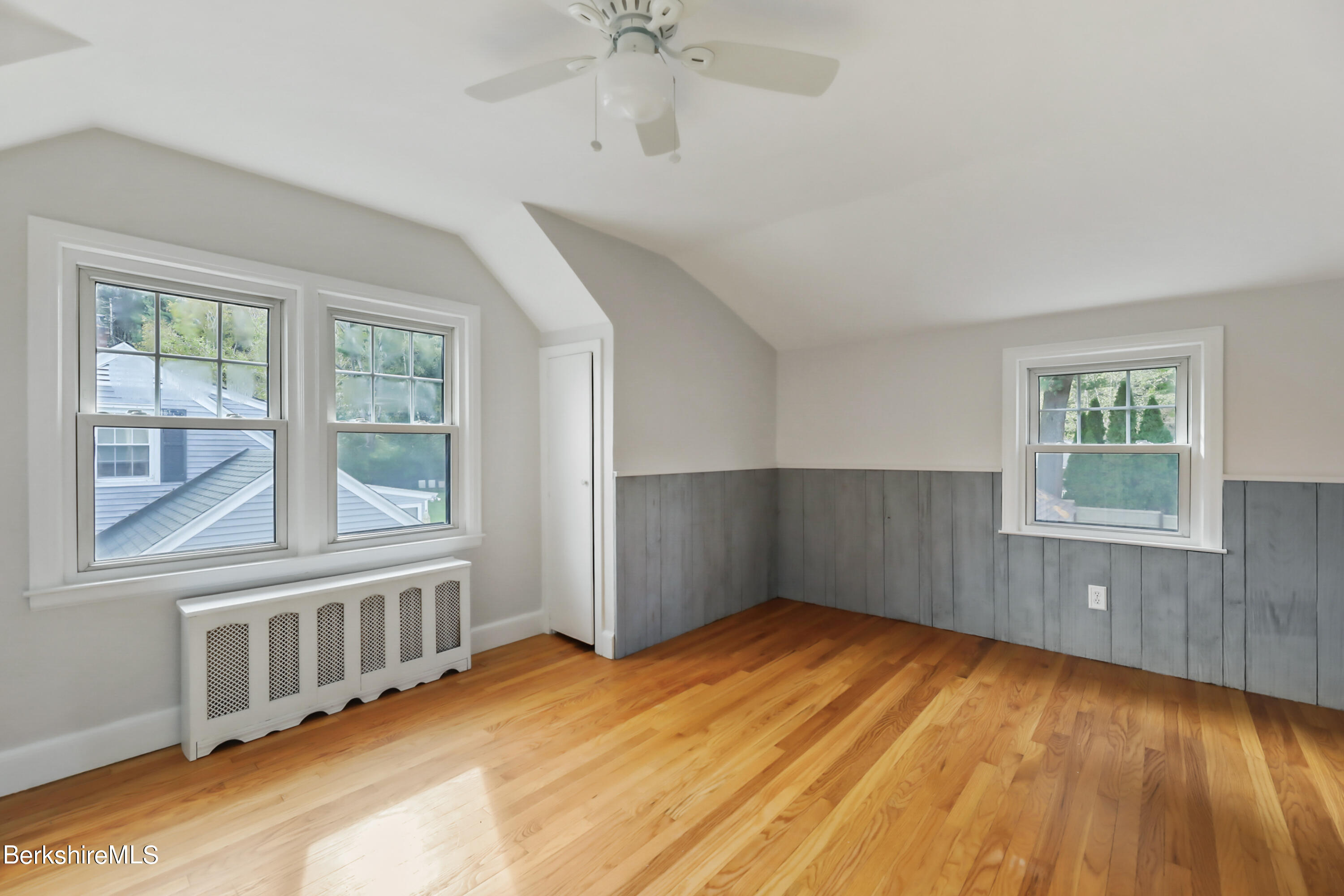 142 Jason St