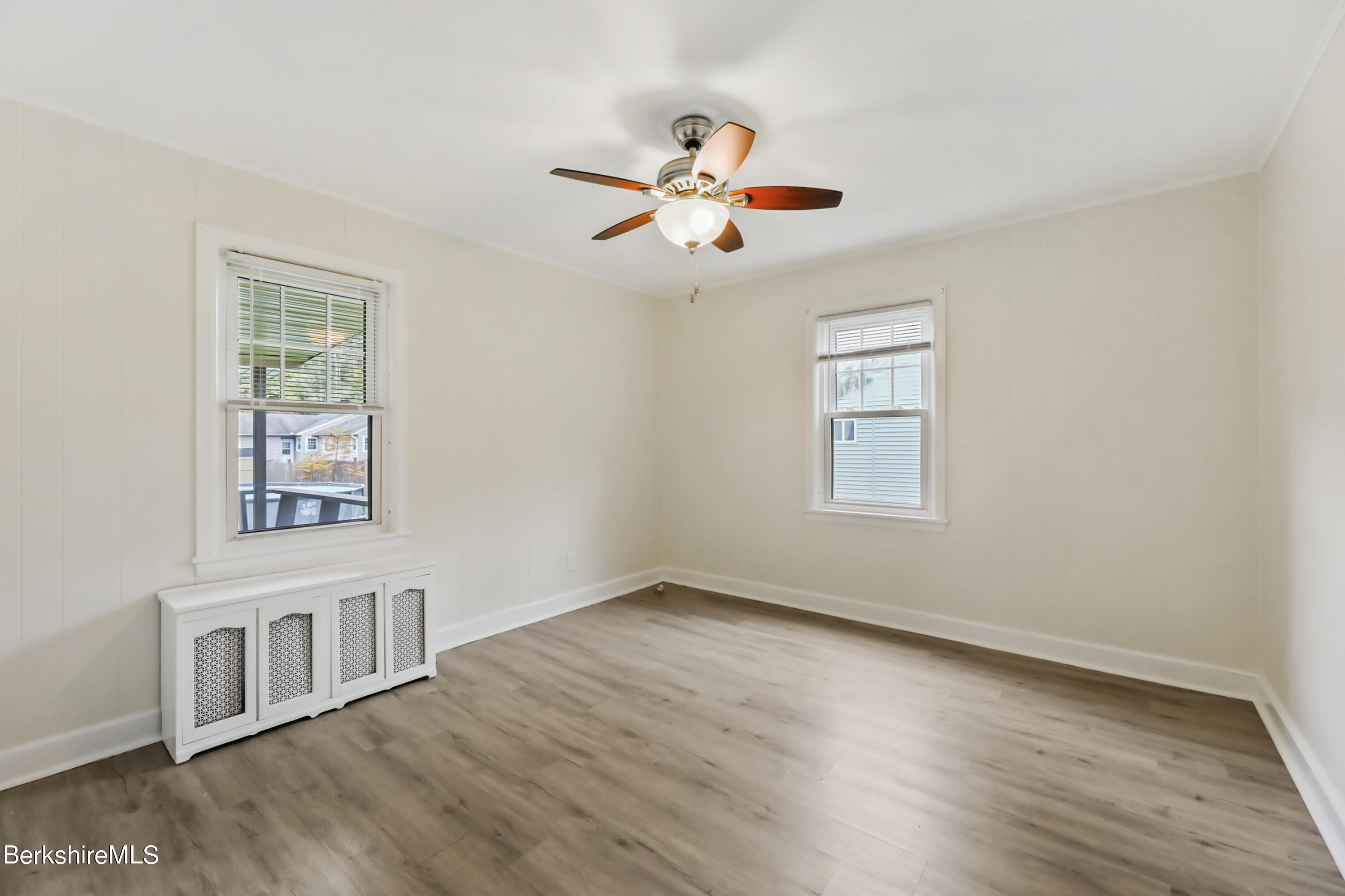 142 Jason St
