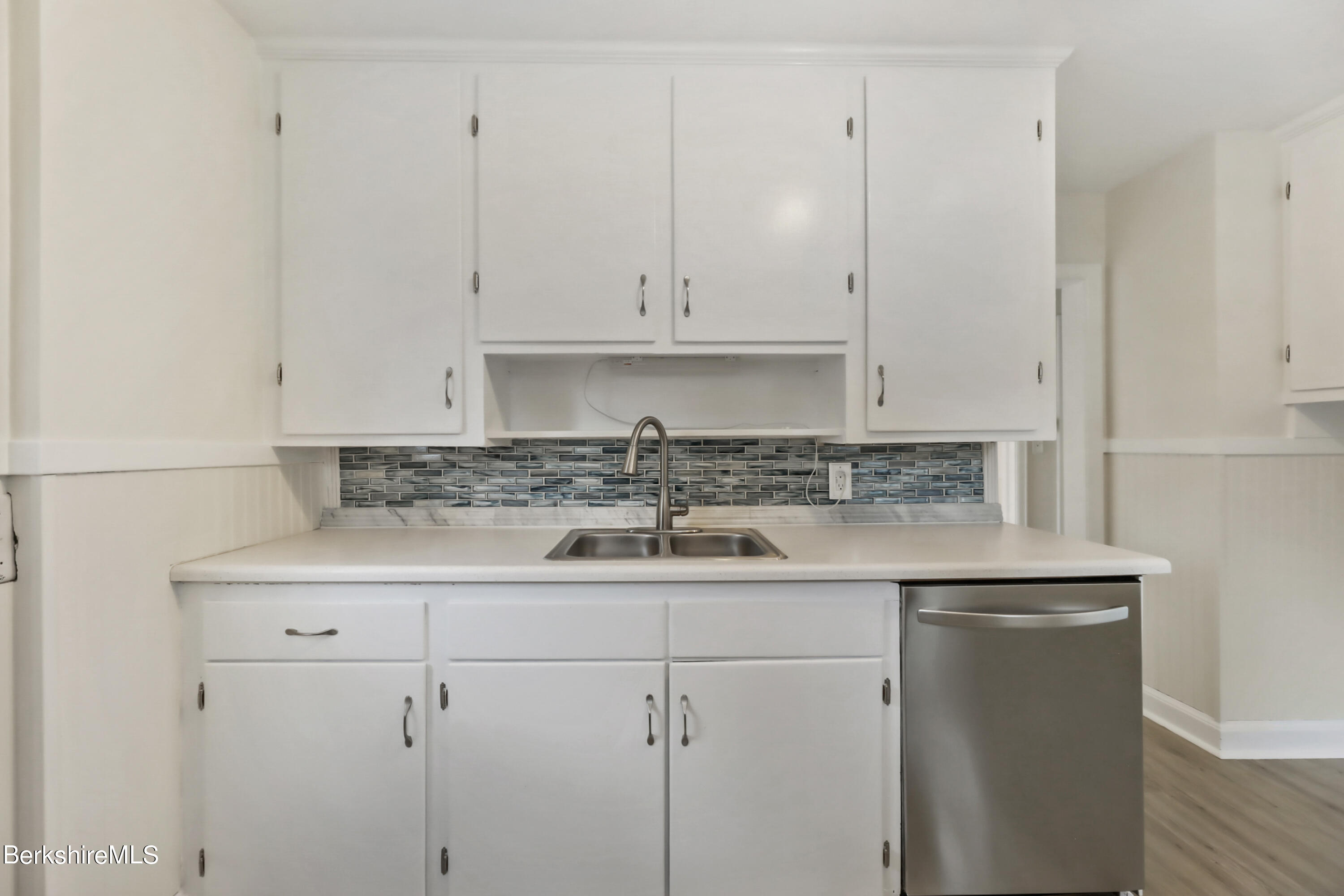 142 Jason St