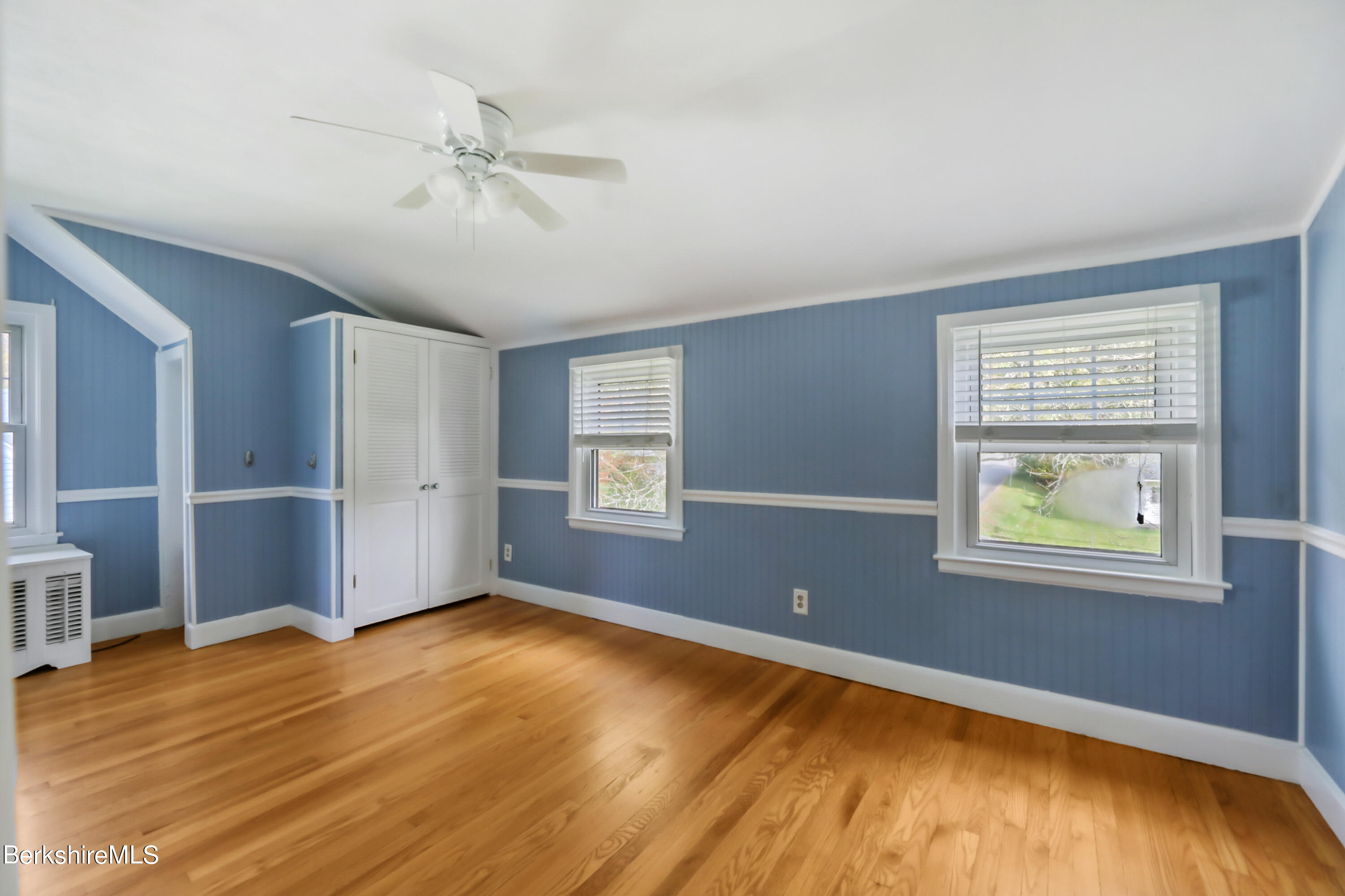 142 Jason St