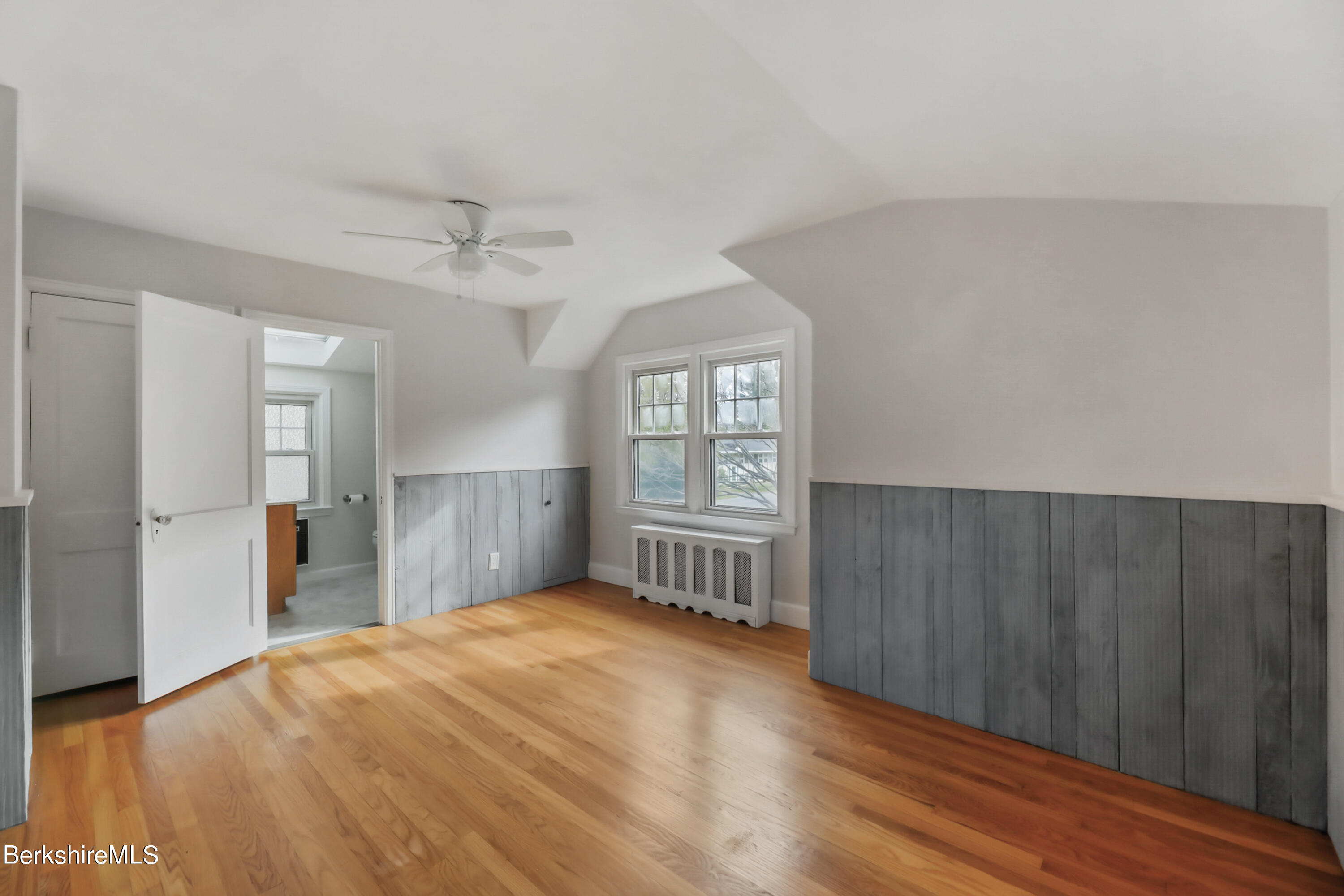 142 Jason St