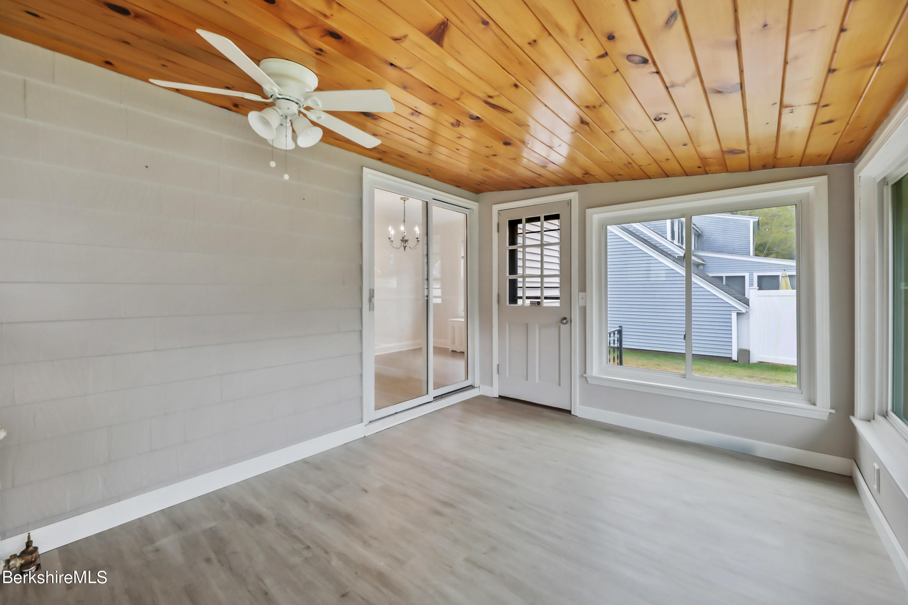 142 Jason St