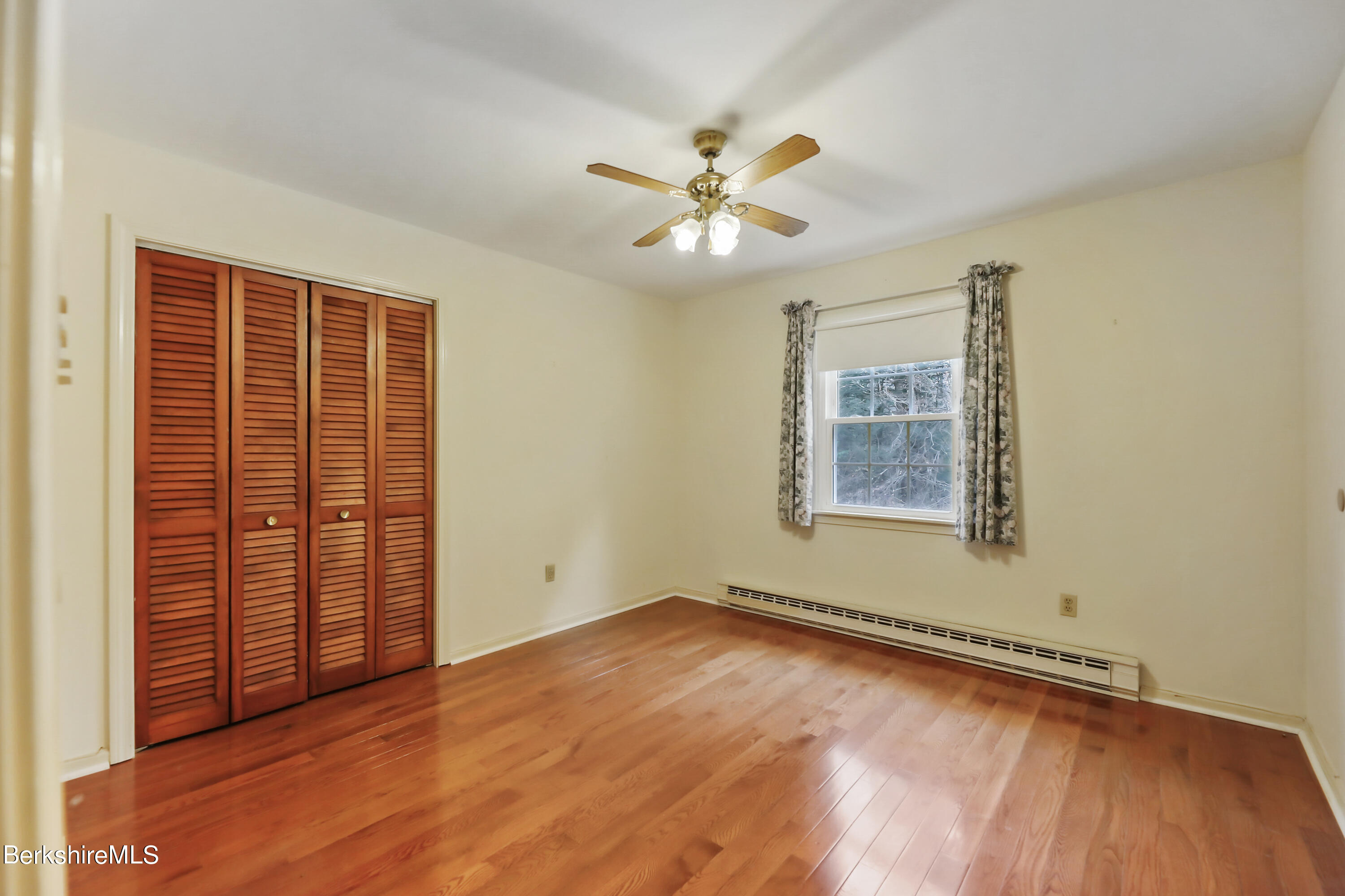 31 Pinecrest Dr