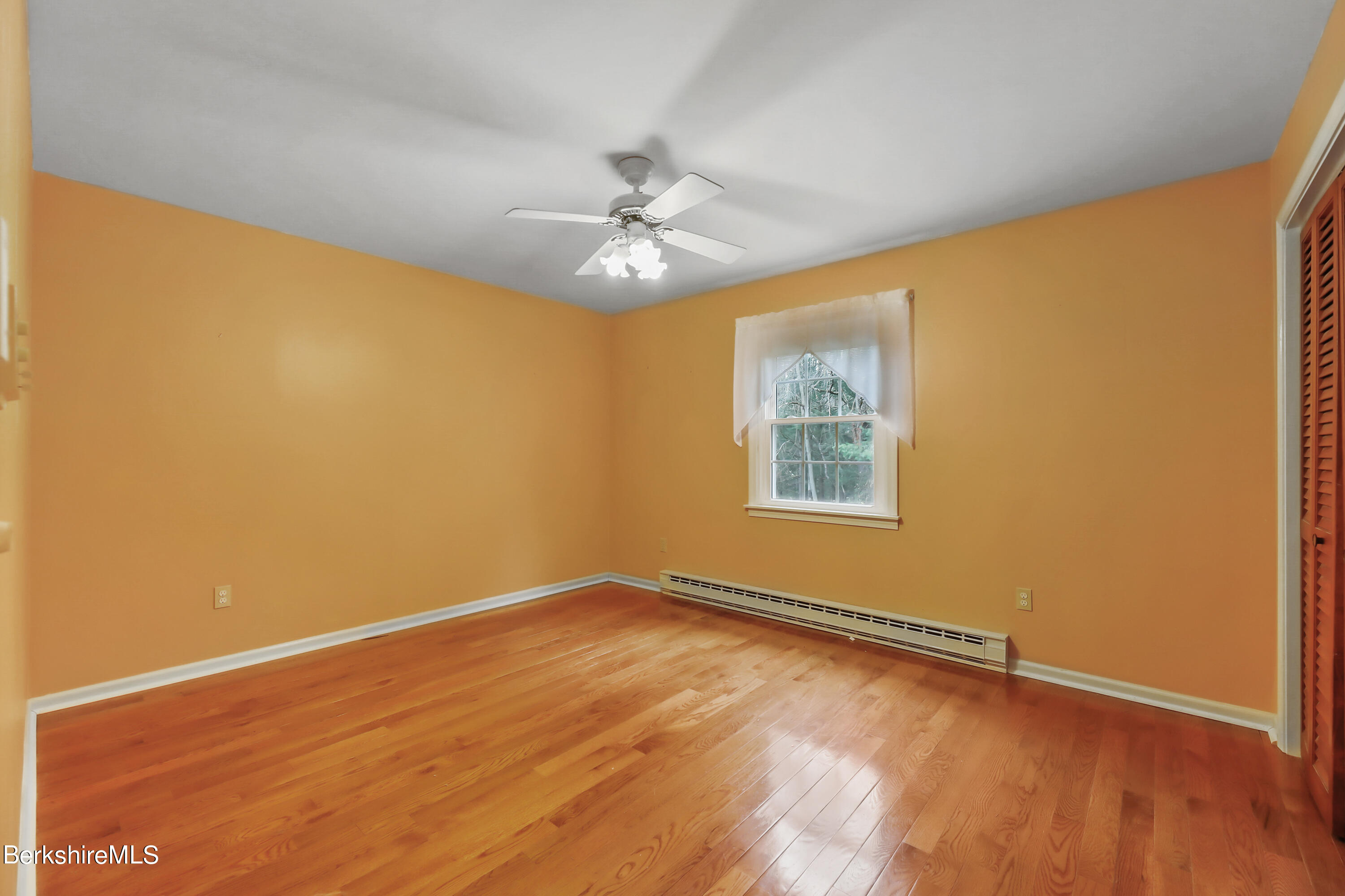 31 Pinecrest Dr