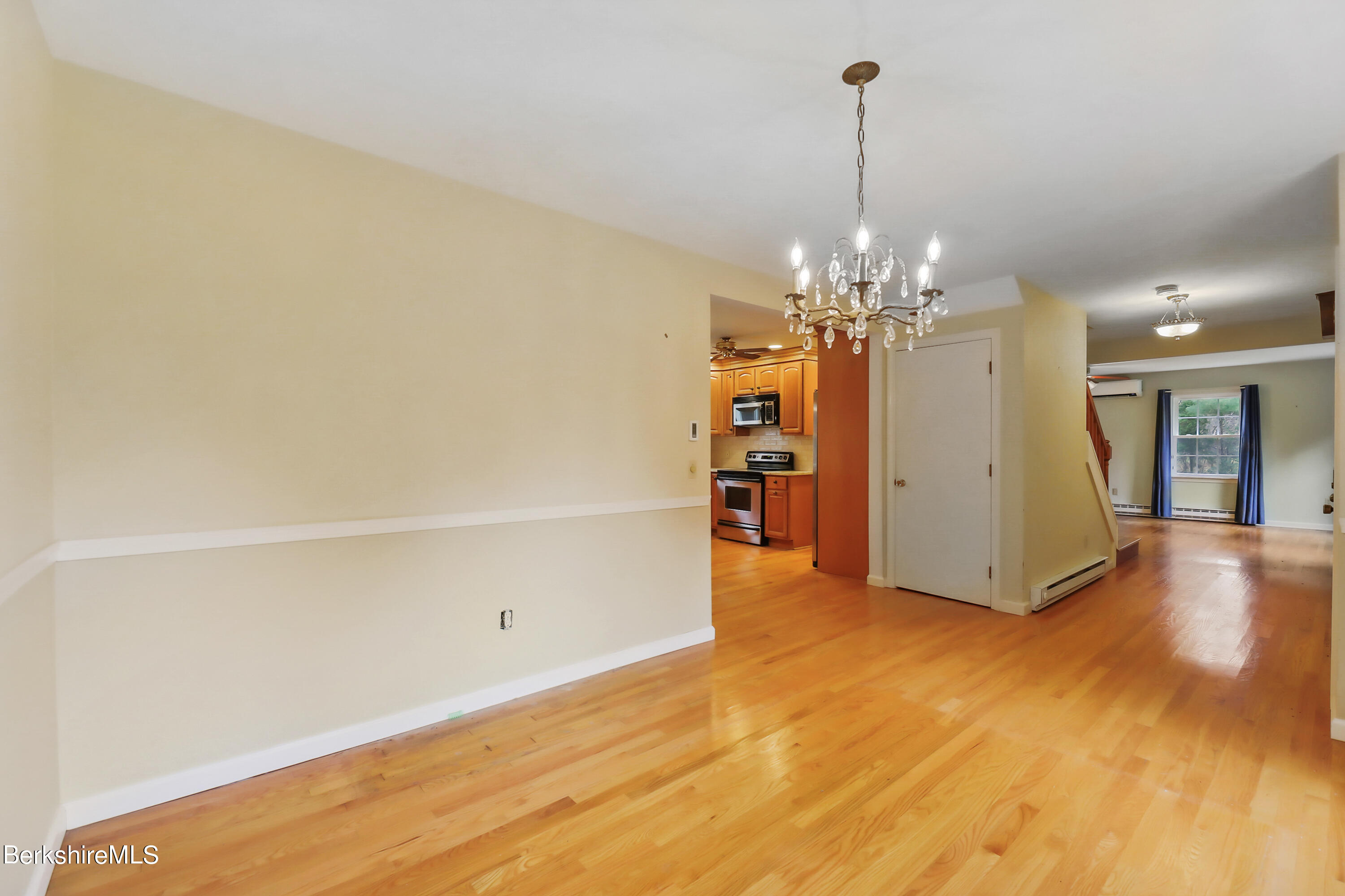 31 Pinecrest Dr