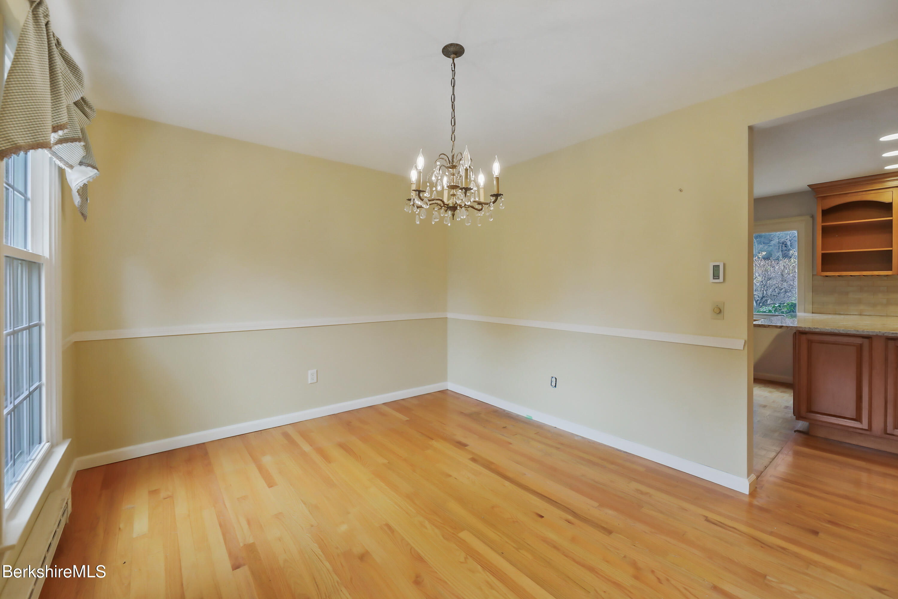 31 Pinecrest Dr