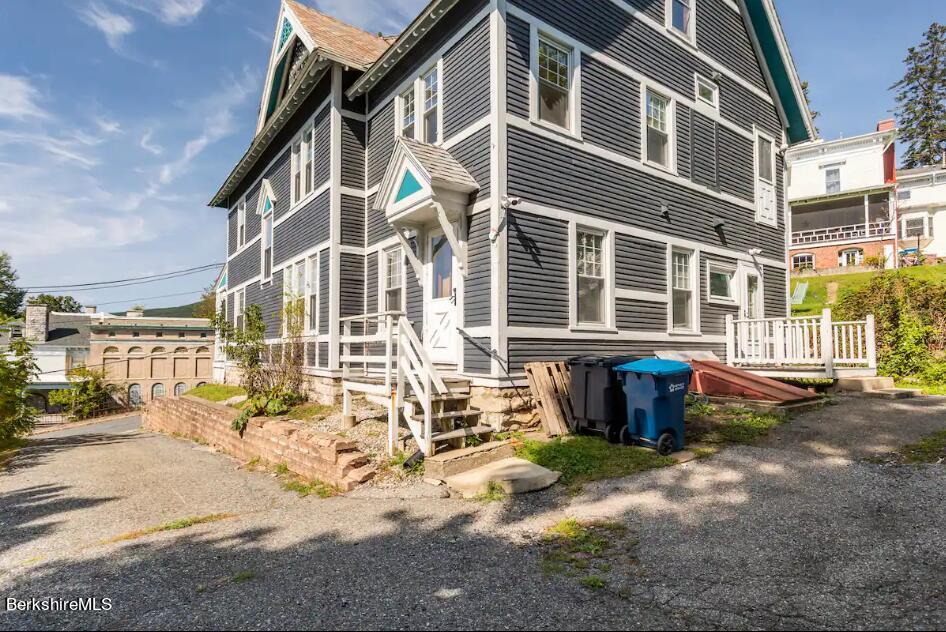 188 Pleasant St
