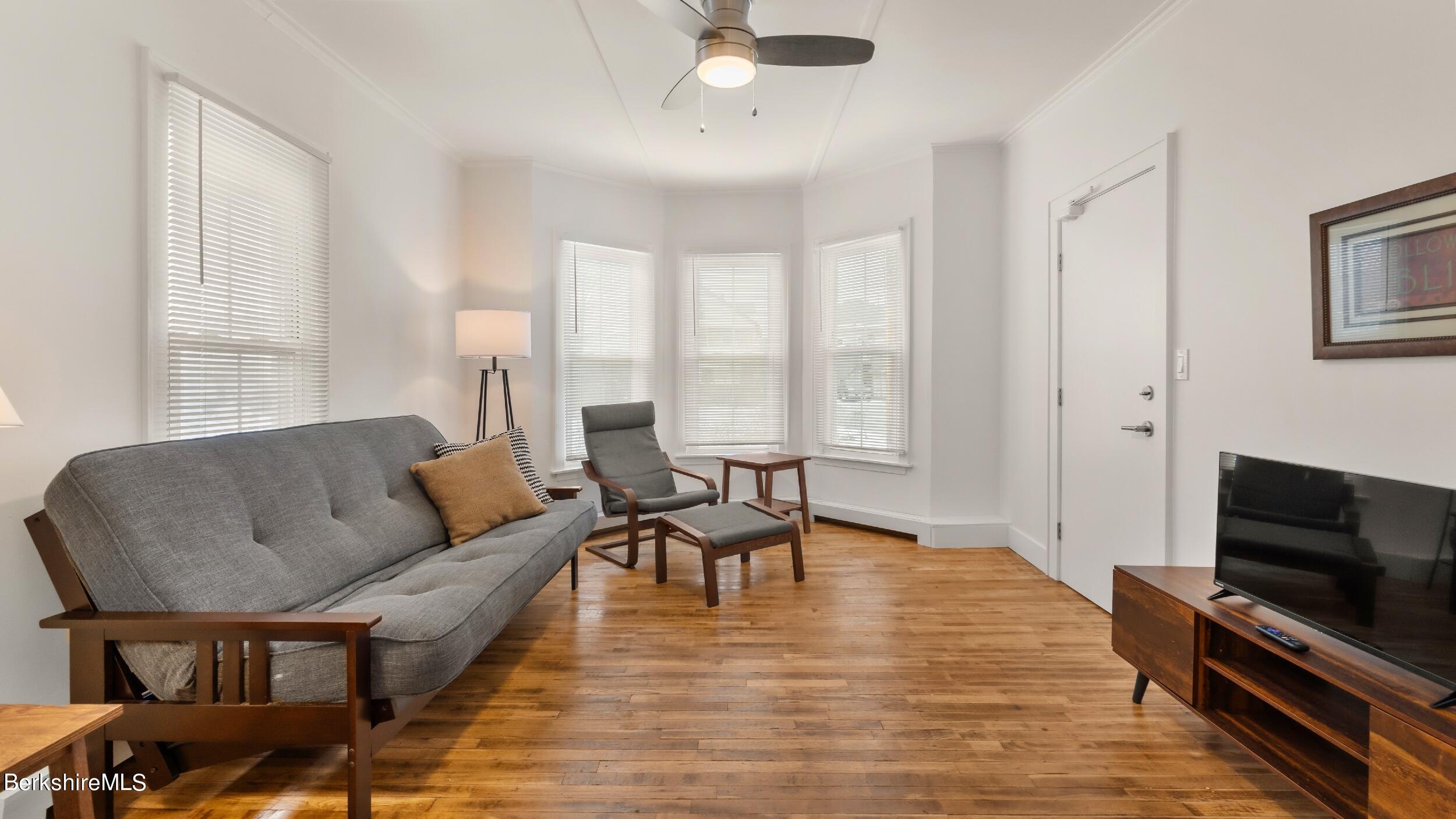 137 Bracewell Ave