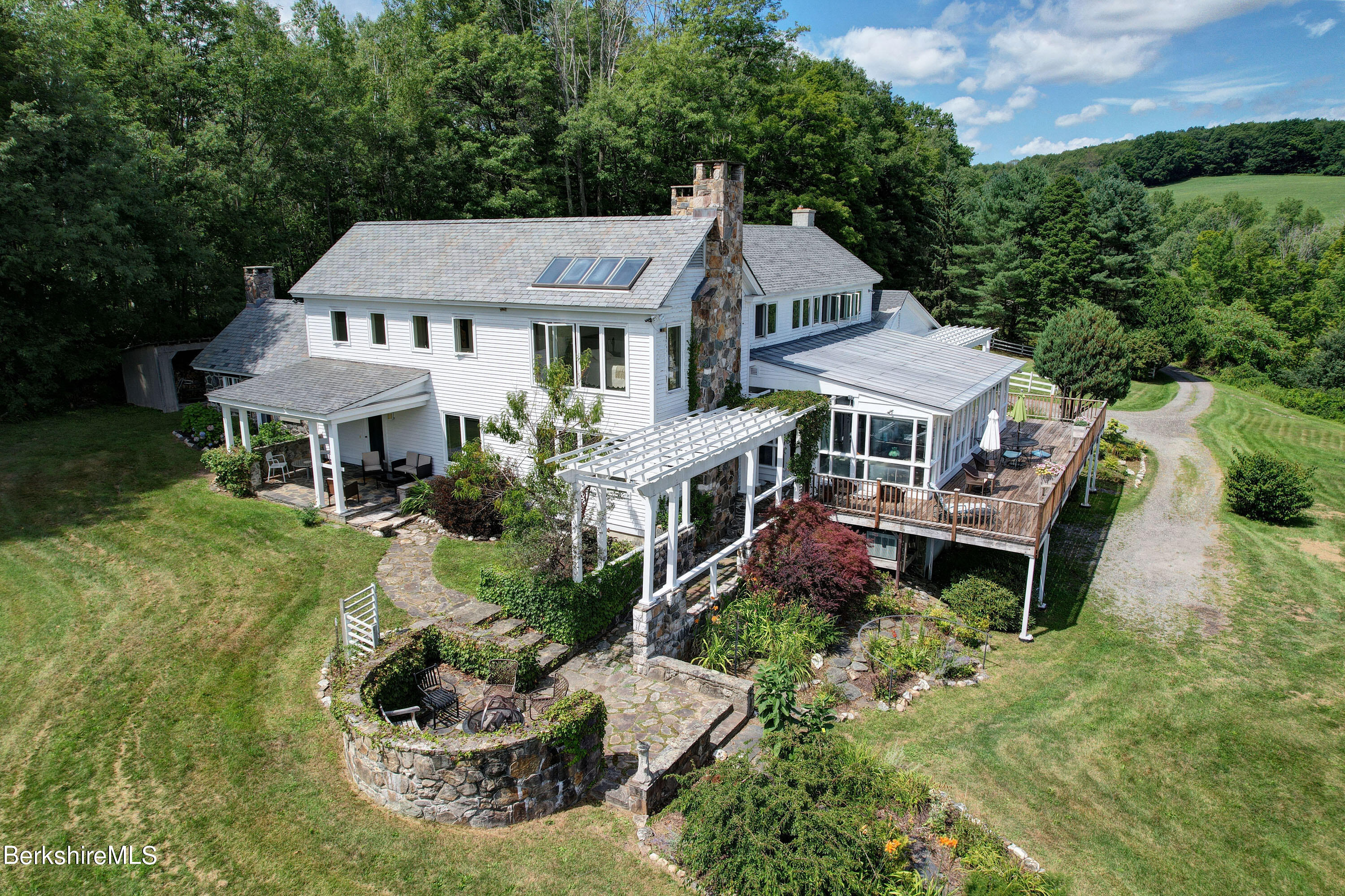 600 Bee Hill Rd