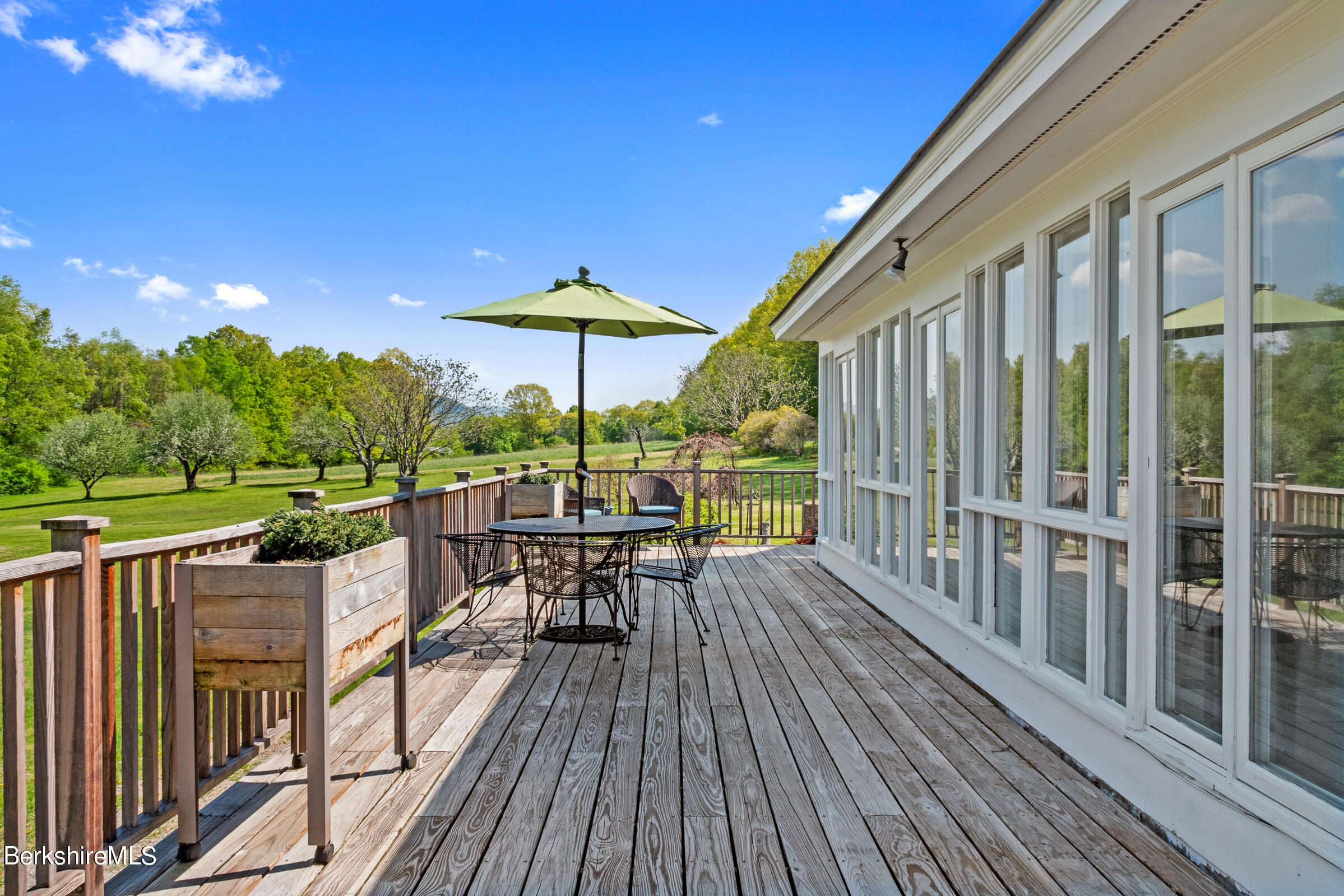 600 Bee Hill Rd