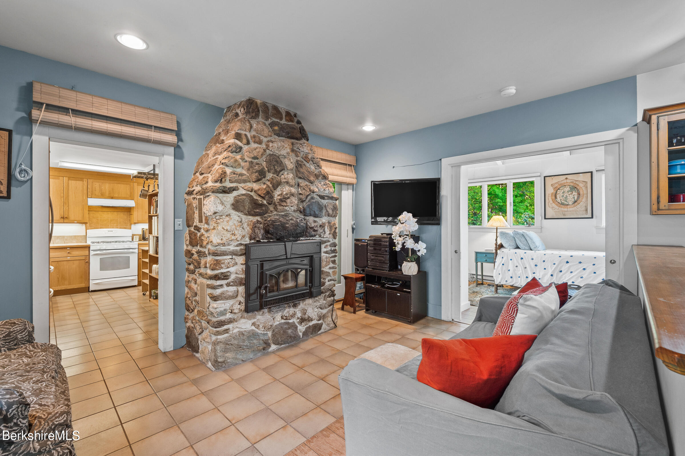 600 Bee Hill Rd