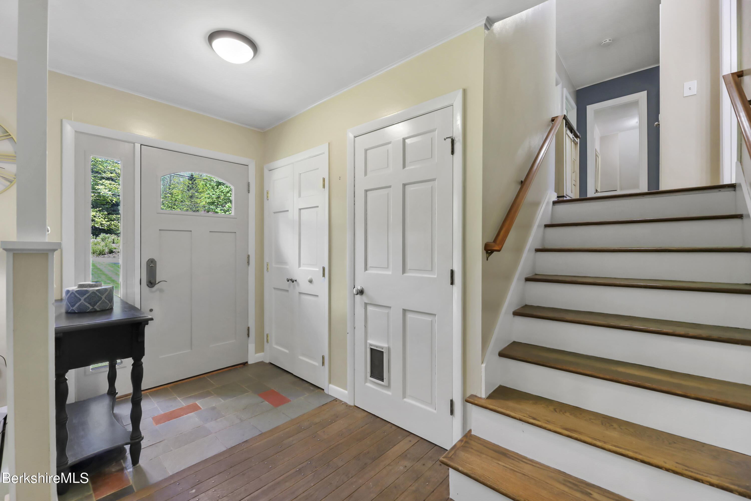 92 Hubbard St