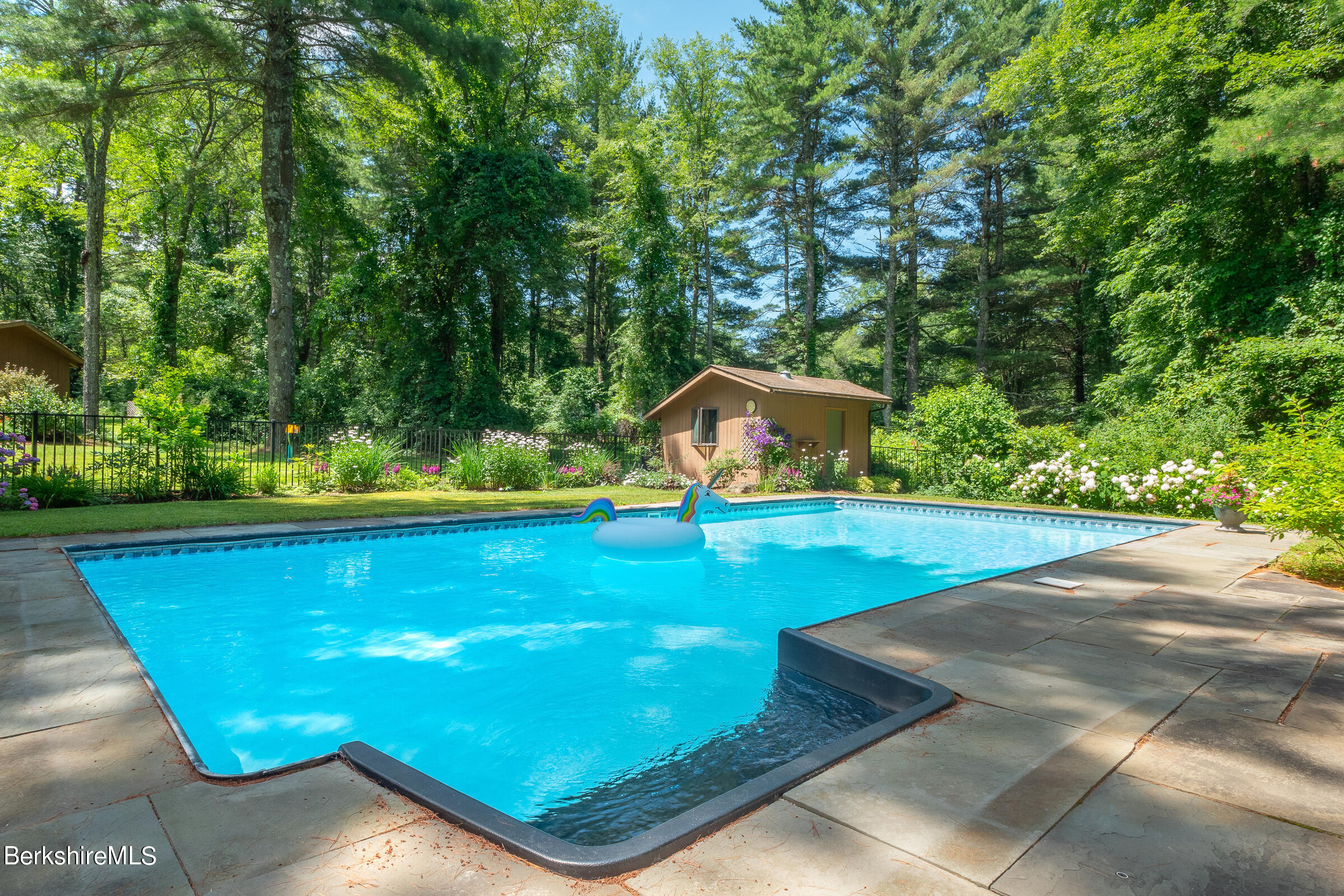 15 Partridge Dr