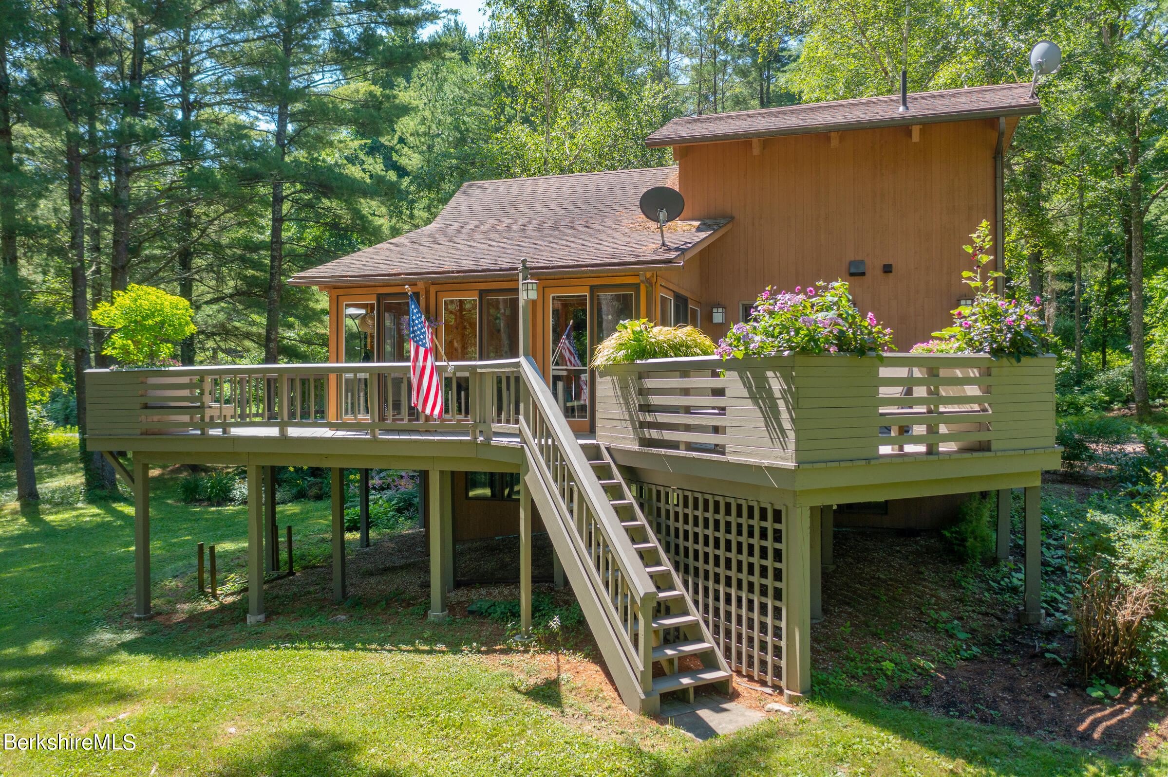 15 Partridge Dr