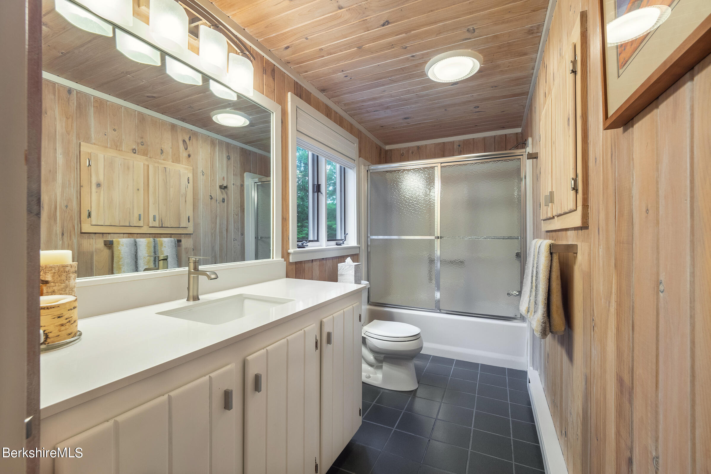 15 Partridge Dr