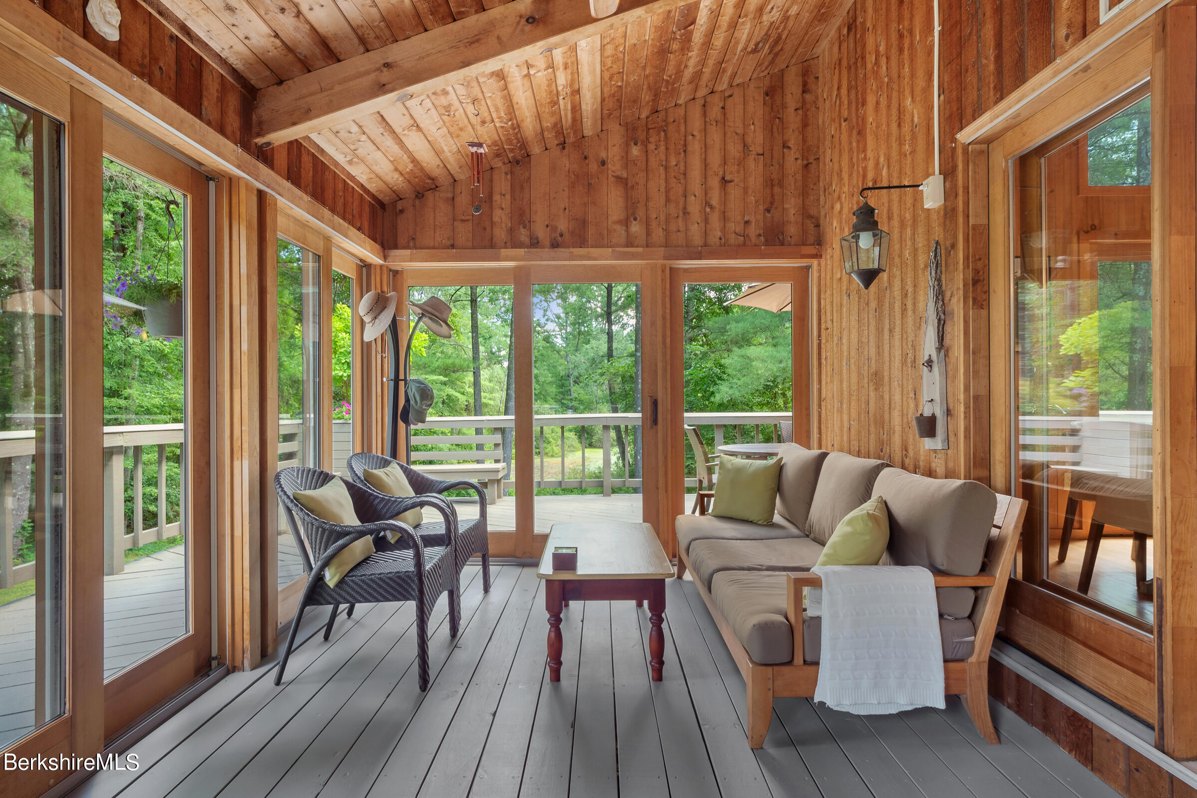 15 Partridge Dr