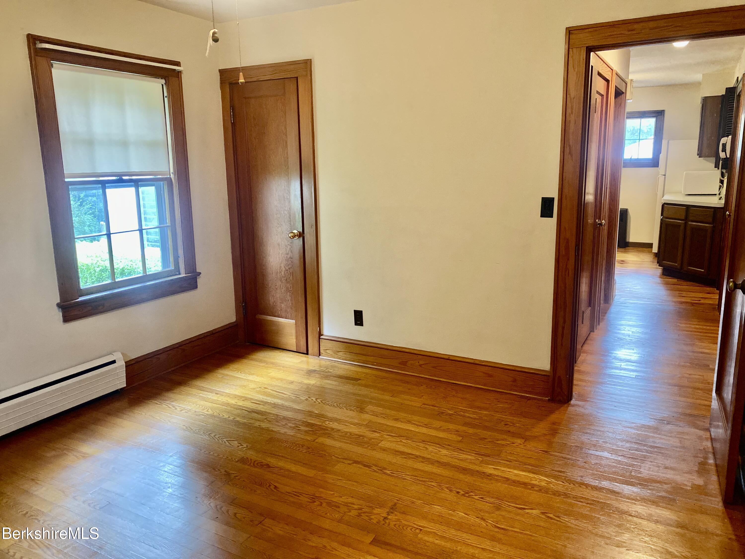 32 Velma Ave