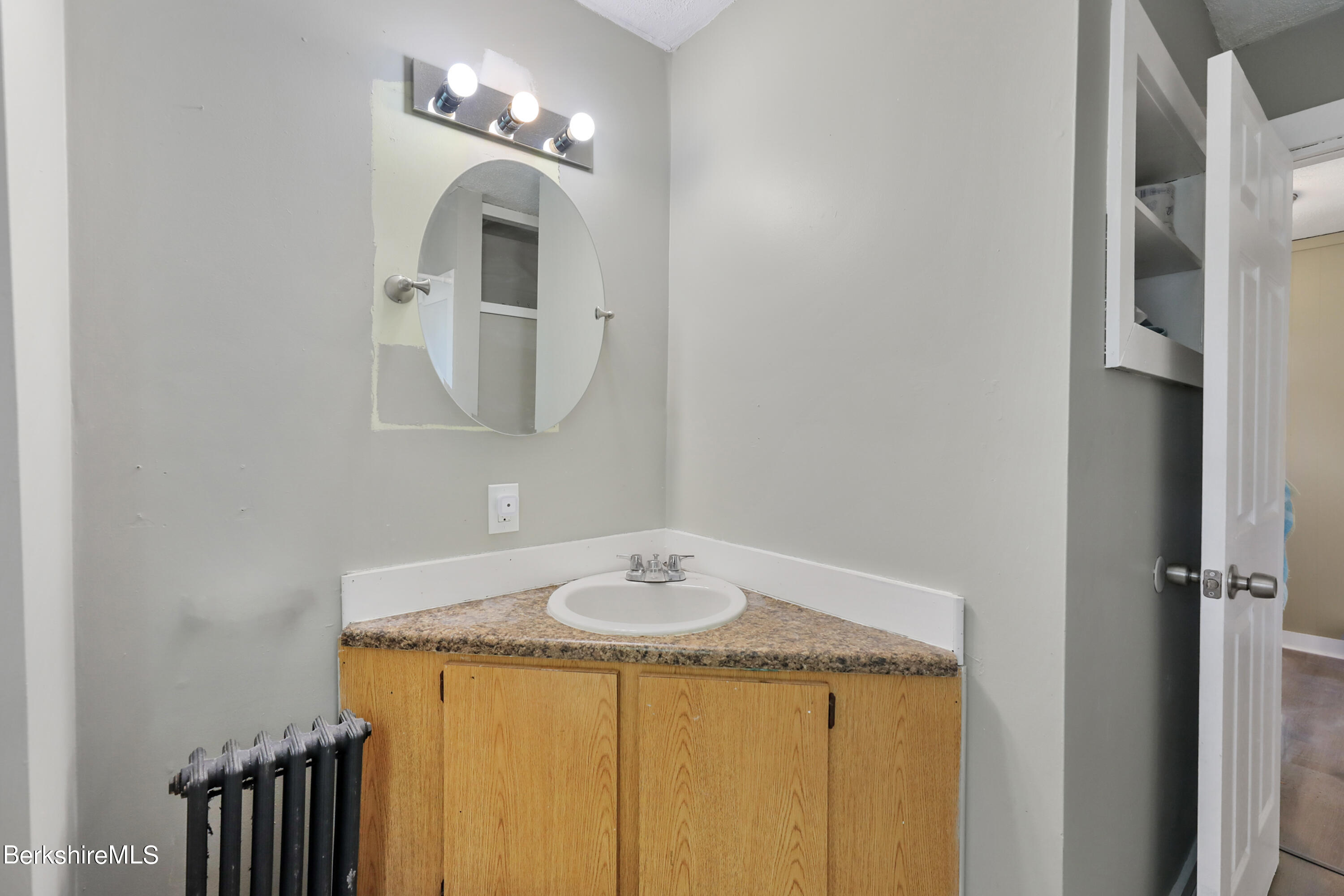 132 Danforth Ave