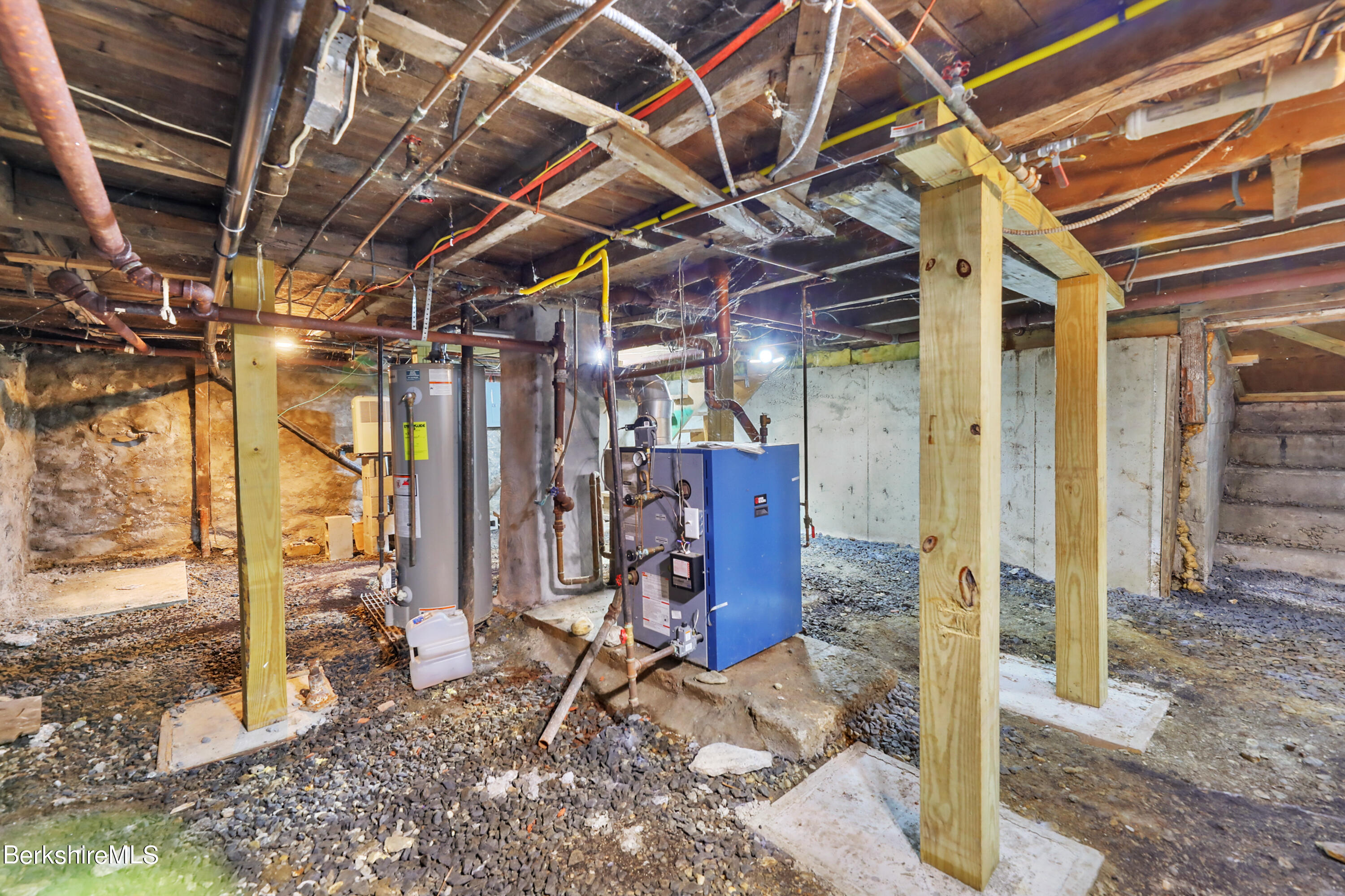 132 Danforth Ave
