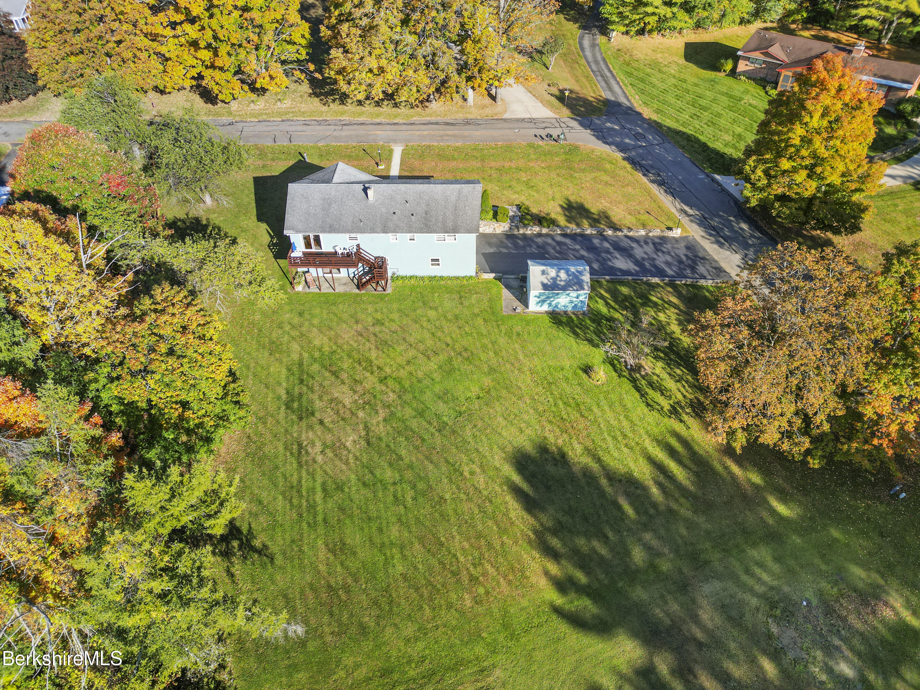 160 Paul Dr