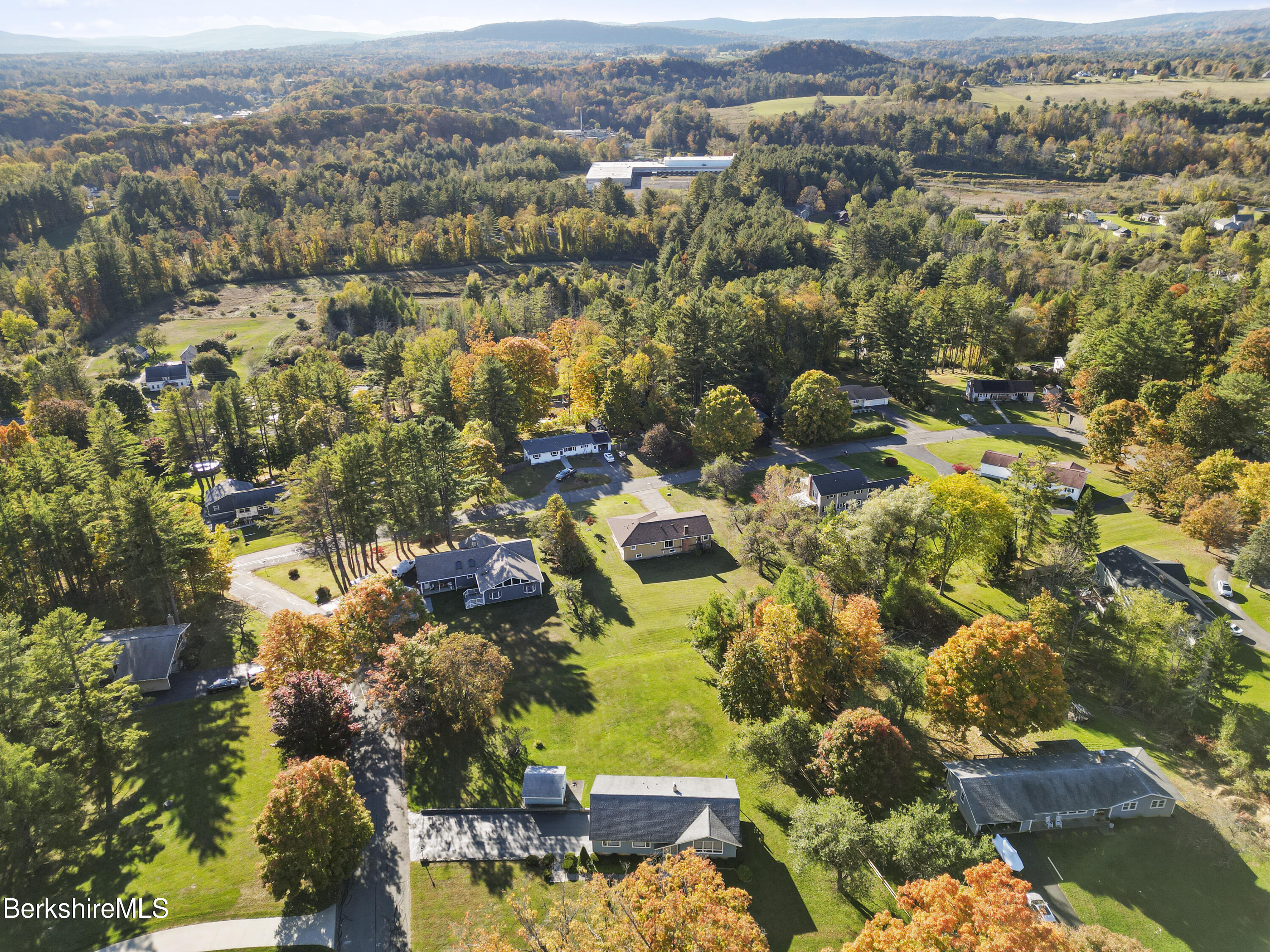 160 Paul Dr