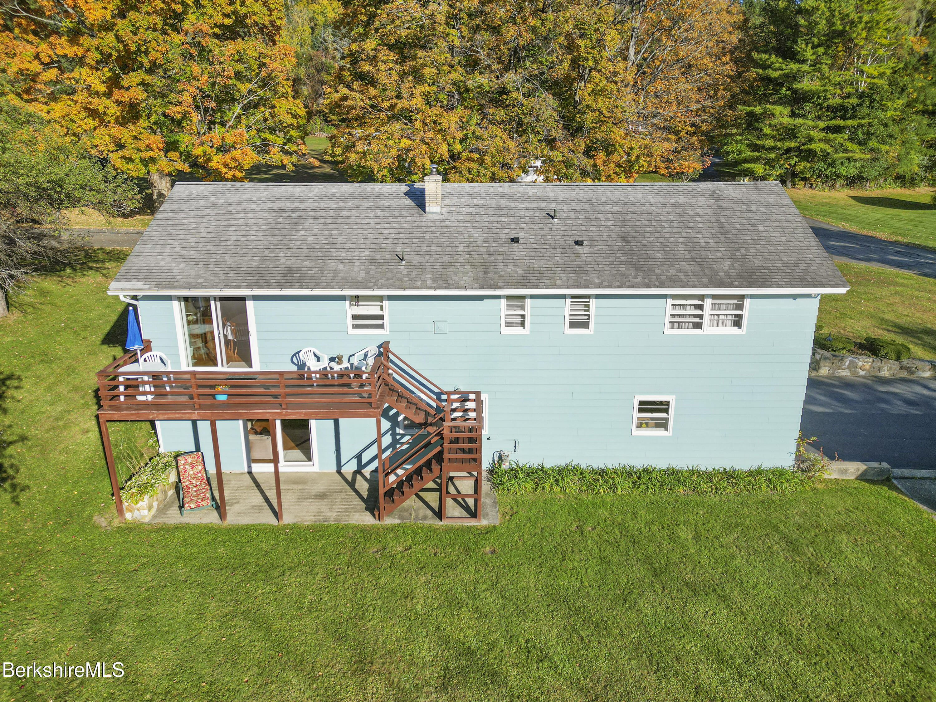 160 Paul Dr